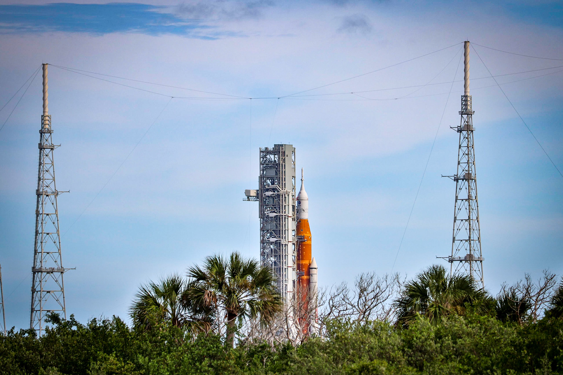 Artemis 1 on Launch Pad 39B SLS-1