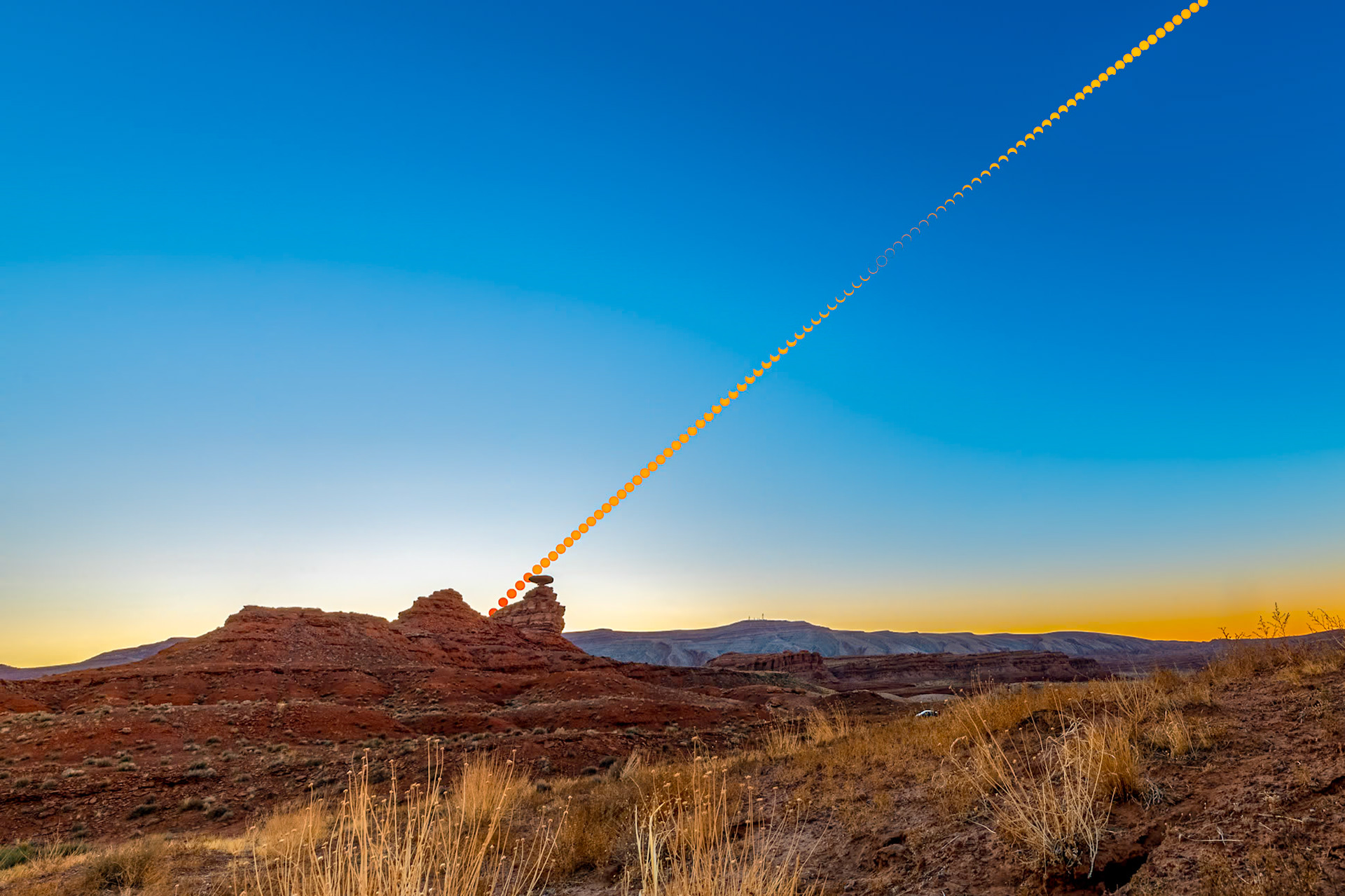 Ring of Fire Annular Eclipse over Mexican Hat Rock in Utah