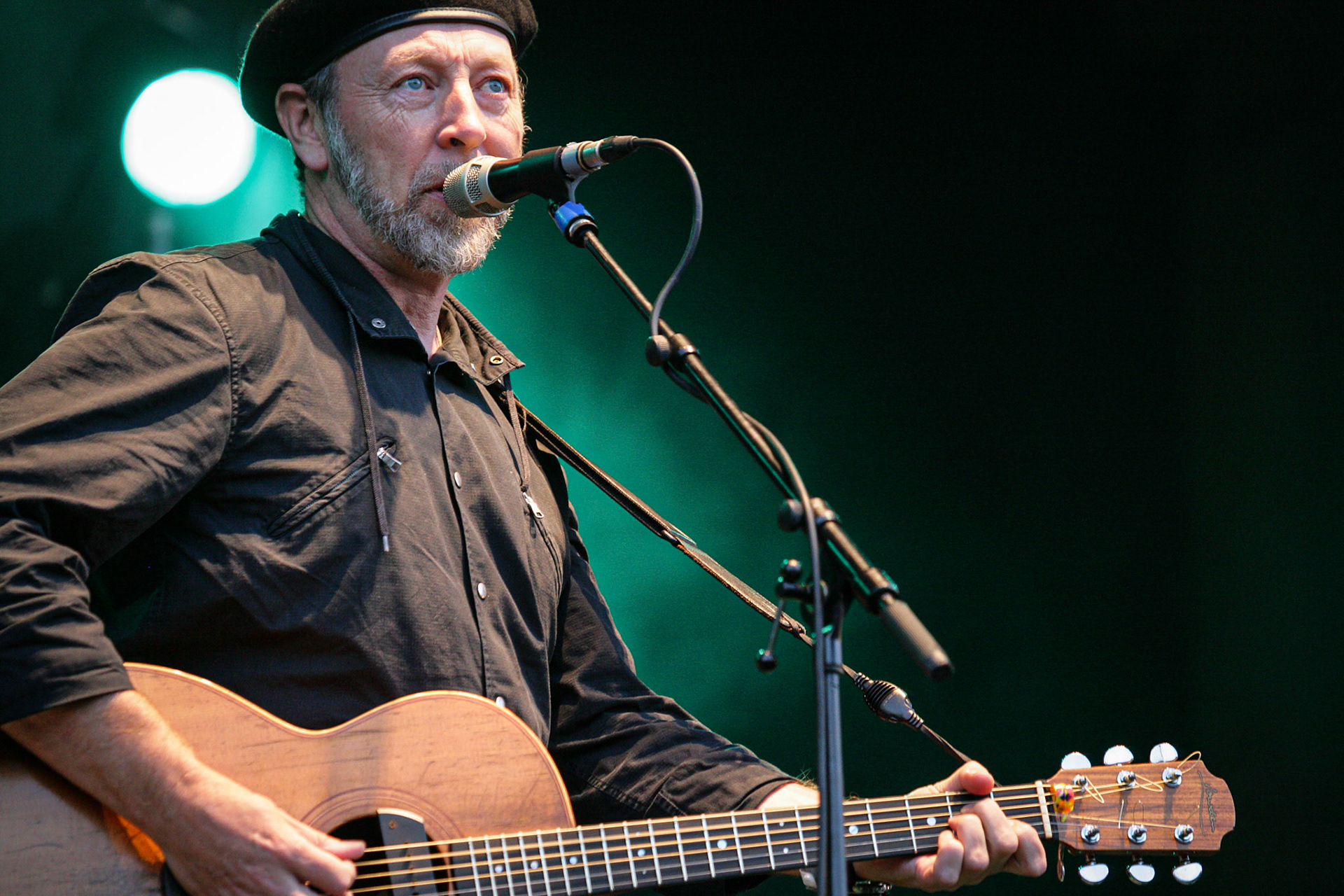 Richard Thompson @ Cropredy 2005 ©McNairnPhotography