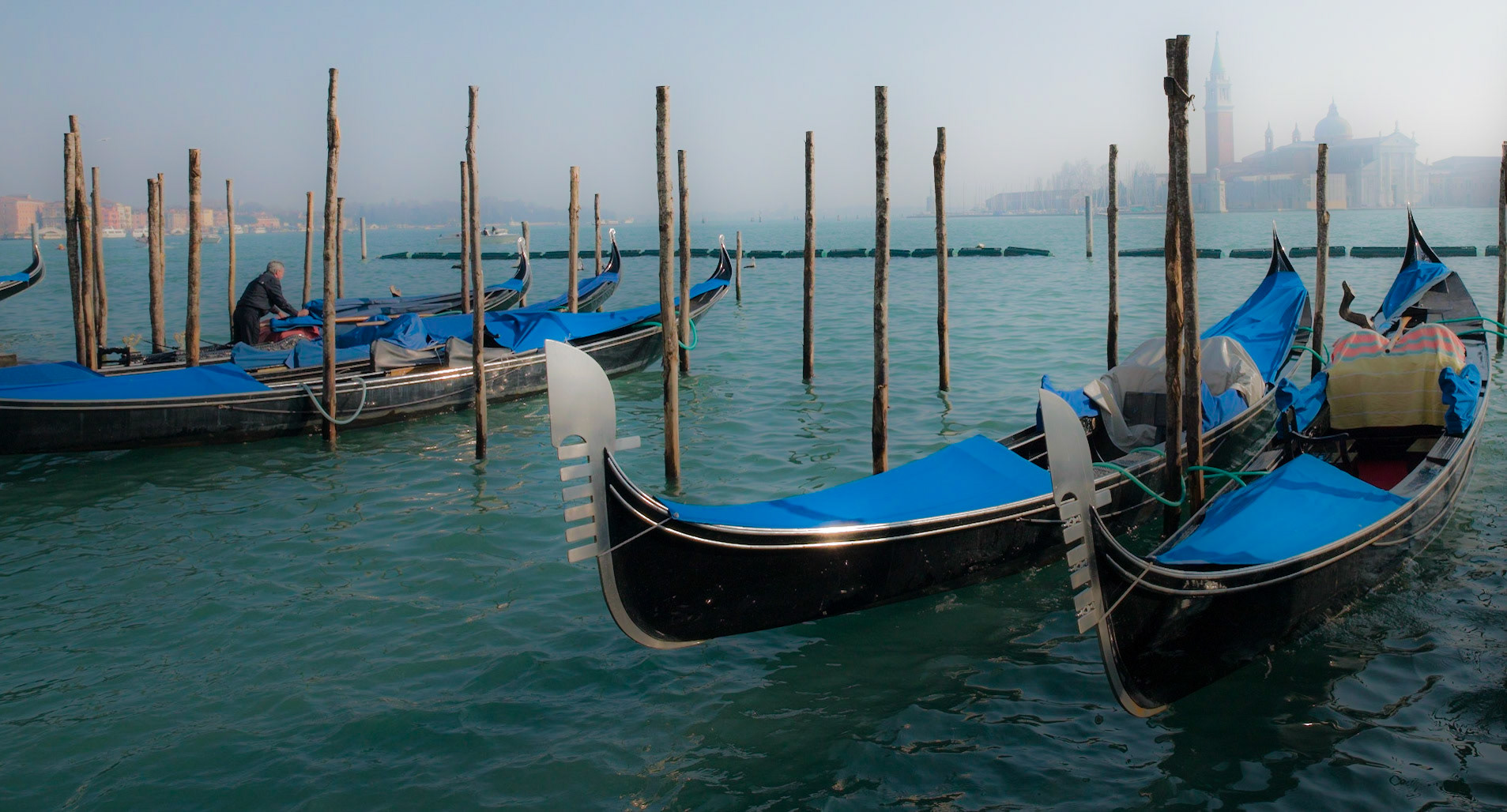 Carnivale, Venice ©McNairnPhotography