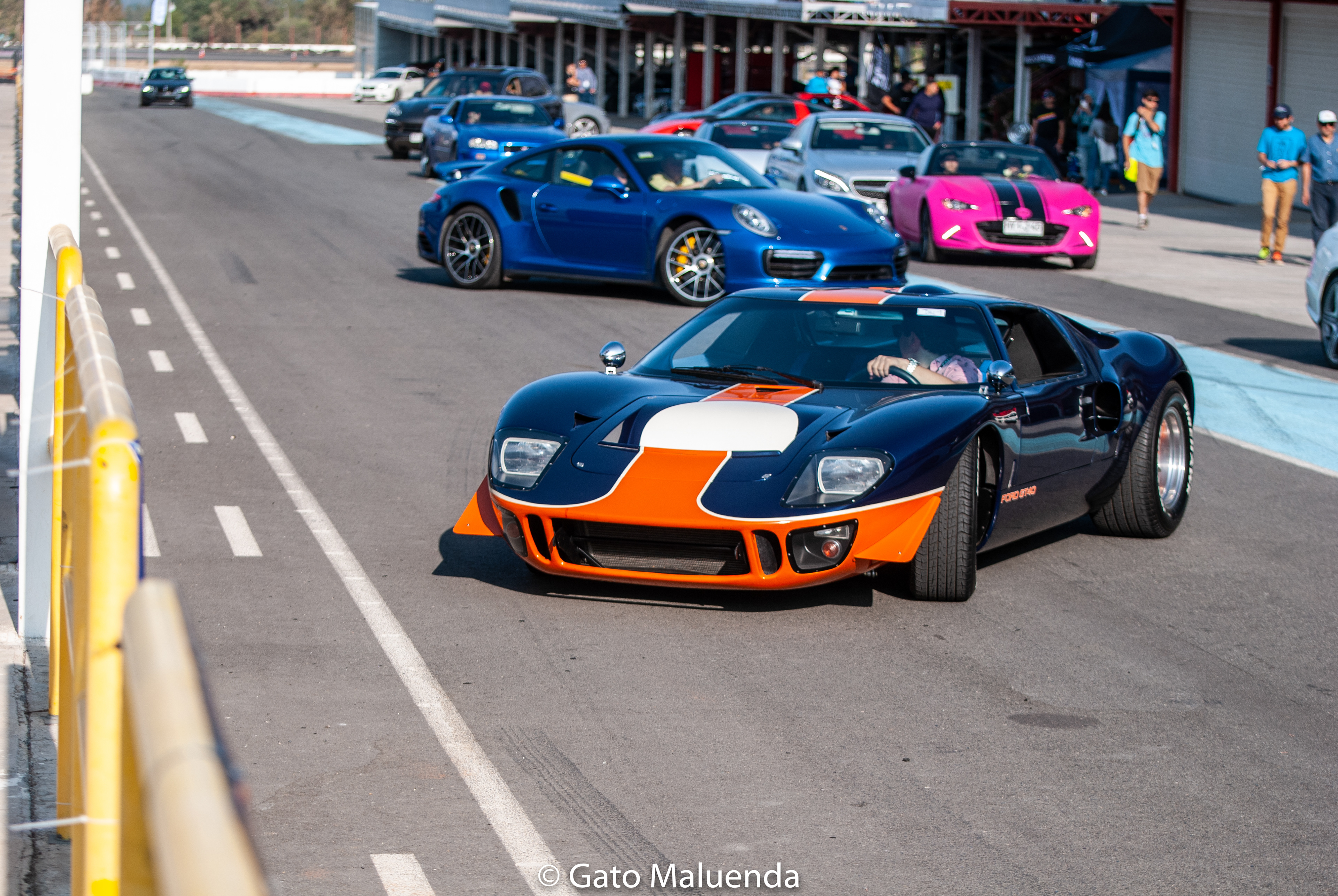 Cars&Coffee