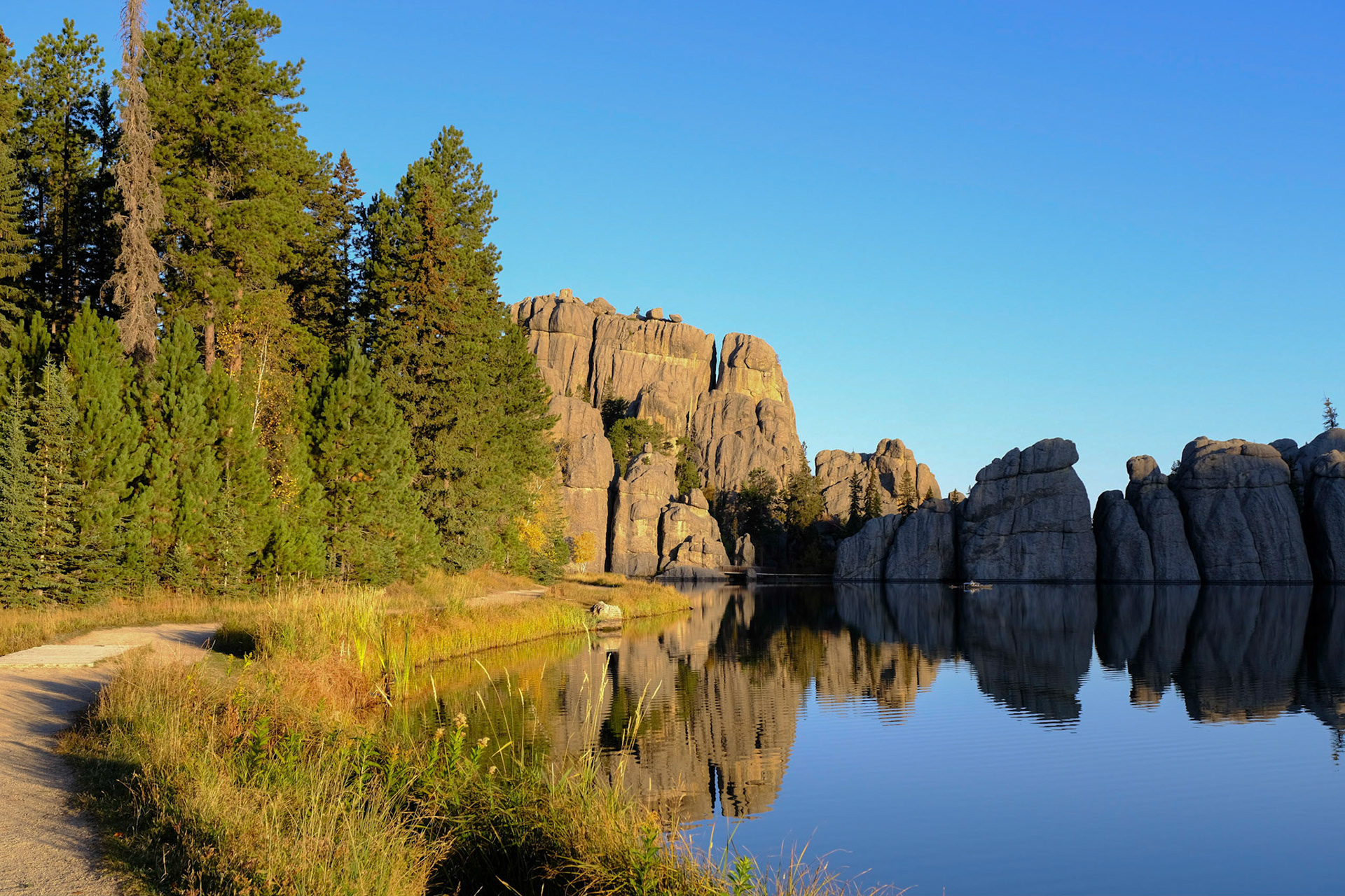 Custer State Park Slyvan Lake Sunrise