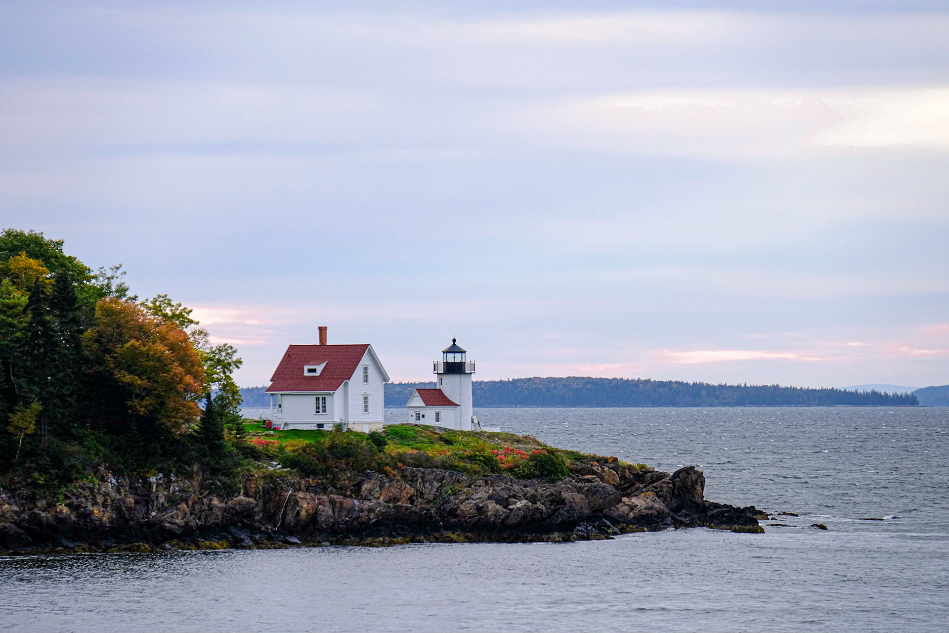 Curtis Island Lighthouse