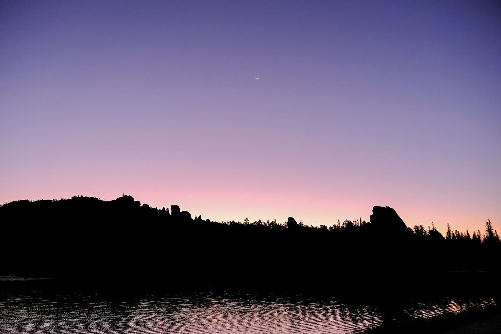 Custer State Park Slyvan Lake Sunrise