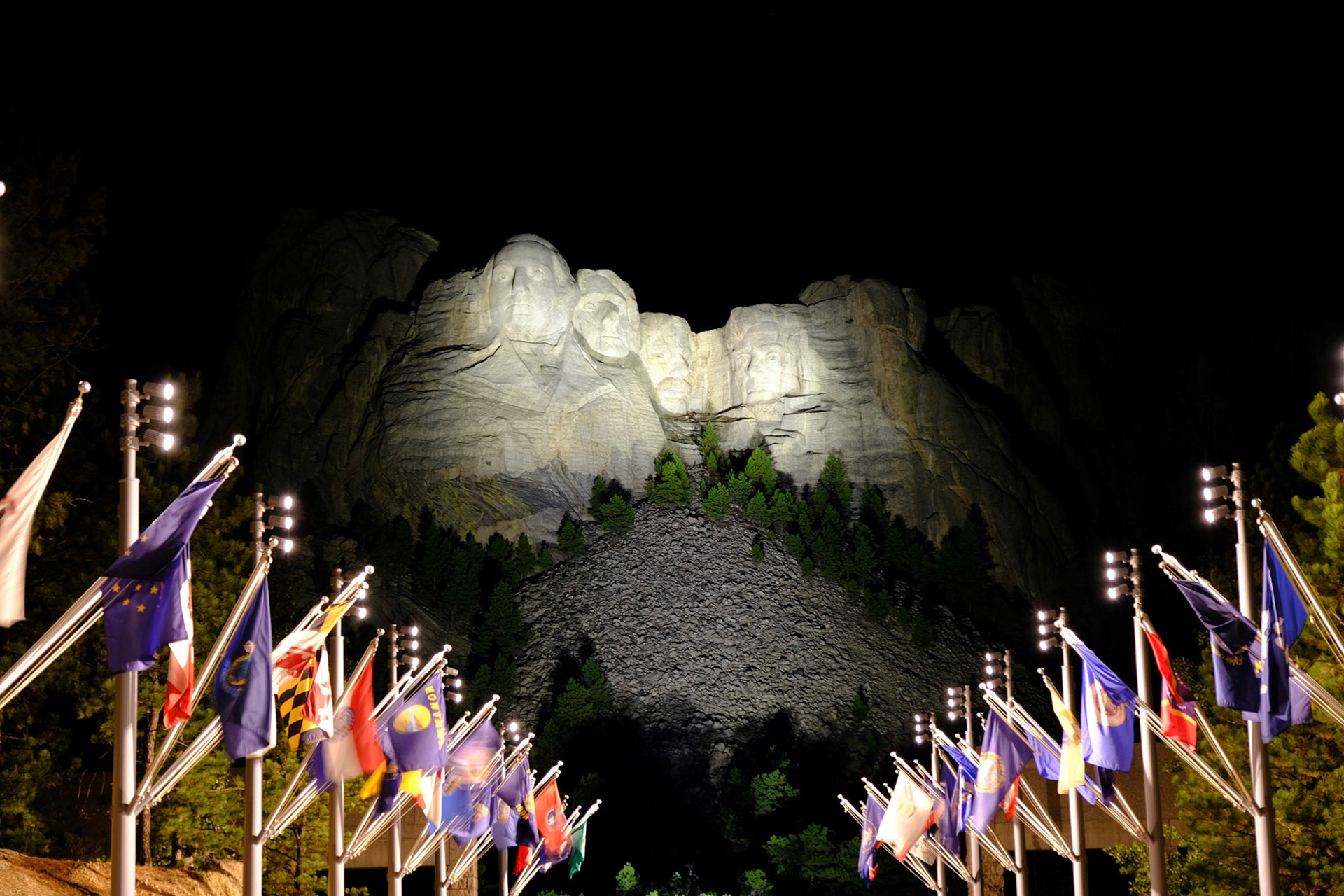 Mt Rushmore and Avenue of States