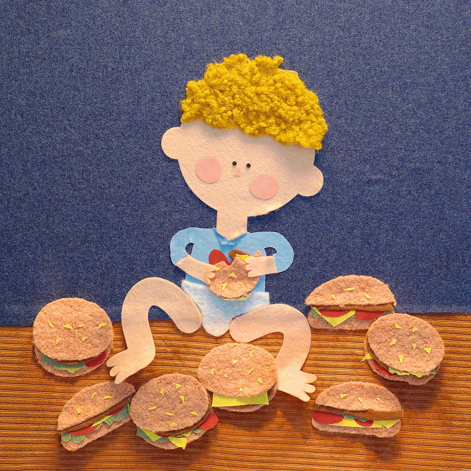 Dvojročný Barett z Texasu objednal omylom počas hry z maminho telefónu 31 cheesburgerov. Keďže sa objednávka nedala vrátiť, mama vystrojila cheesburgerovú hostinu pre susedov z okolia.
