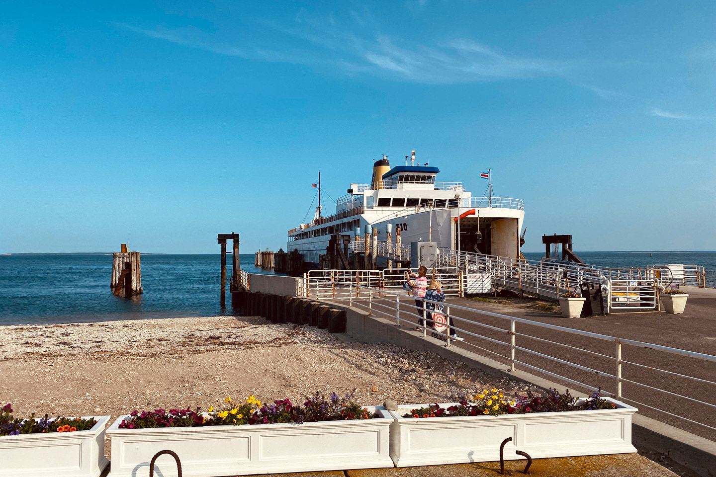 Orient Point - Cross Sound Ferry
