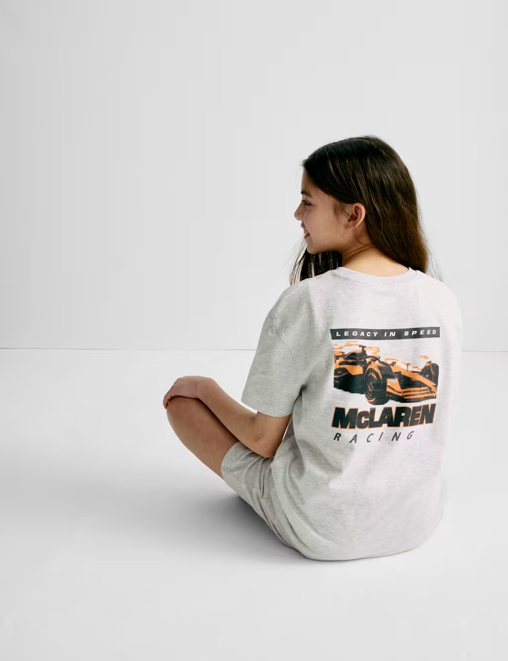 McLaren Formula 1 Unisex Pyjama Set - Photography By Marks & Spencer