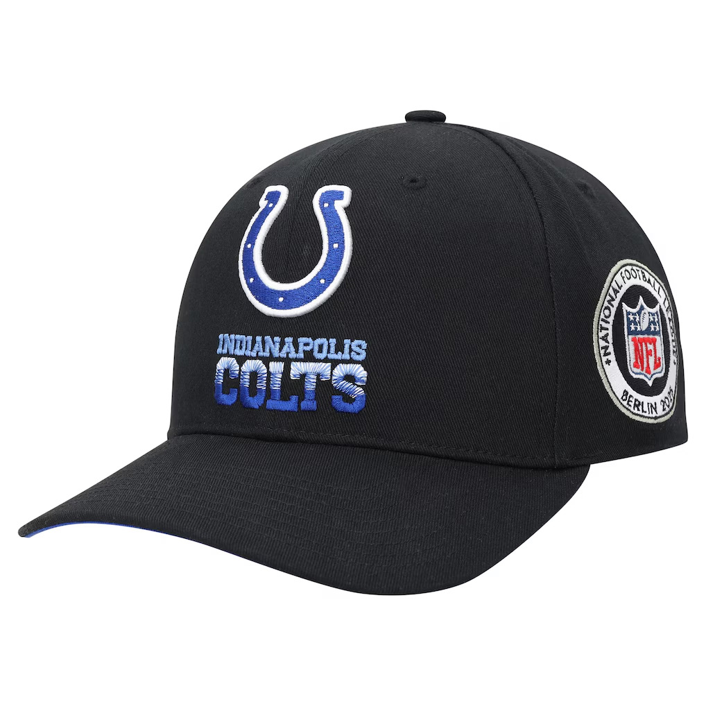 Mitchell & Ness x Colts x Classic Red Cap Front