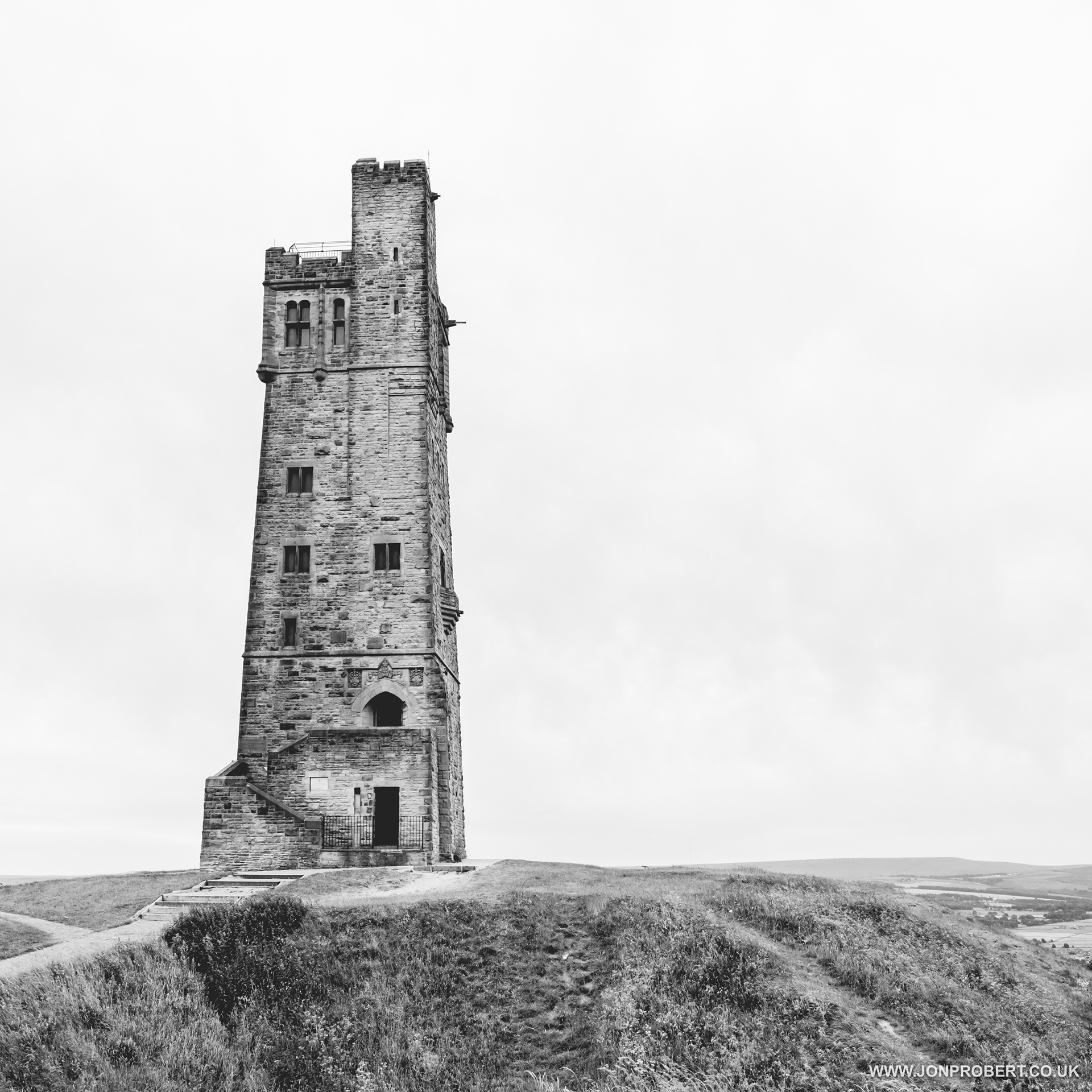 Victoria Tower, Castle Hill