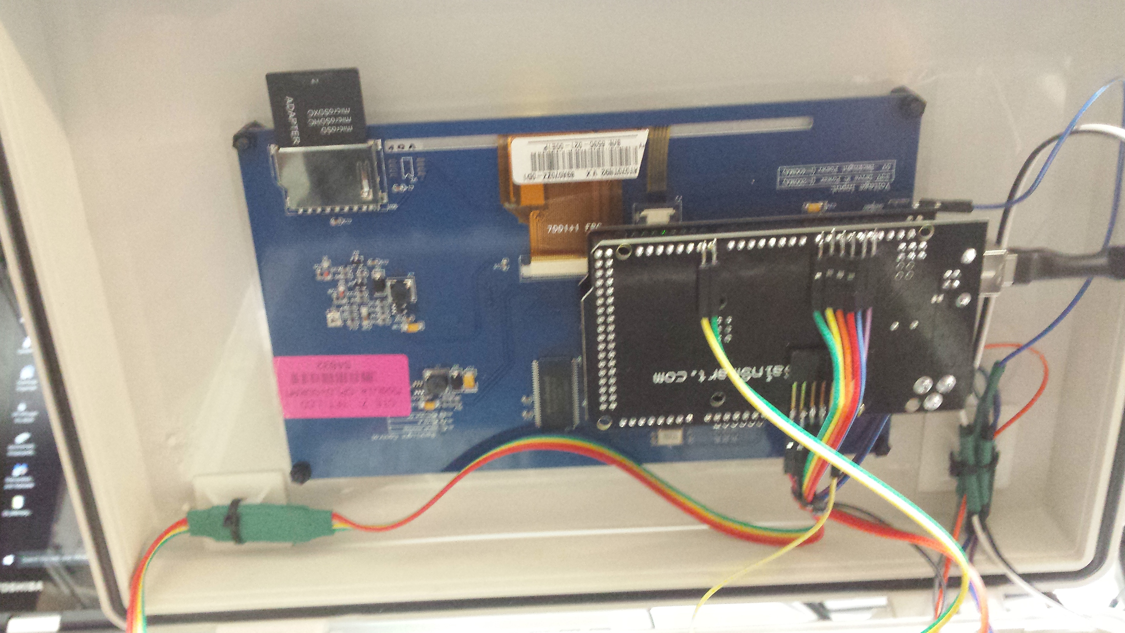 TFT LCD Touchscreen