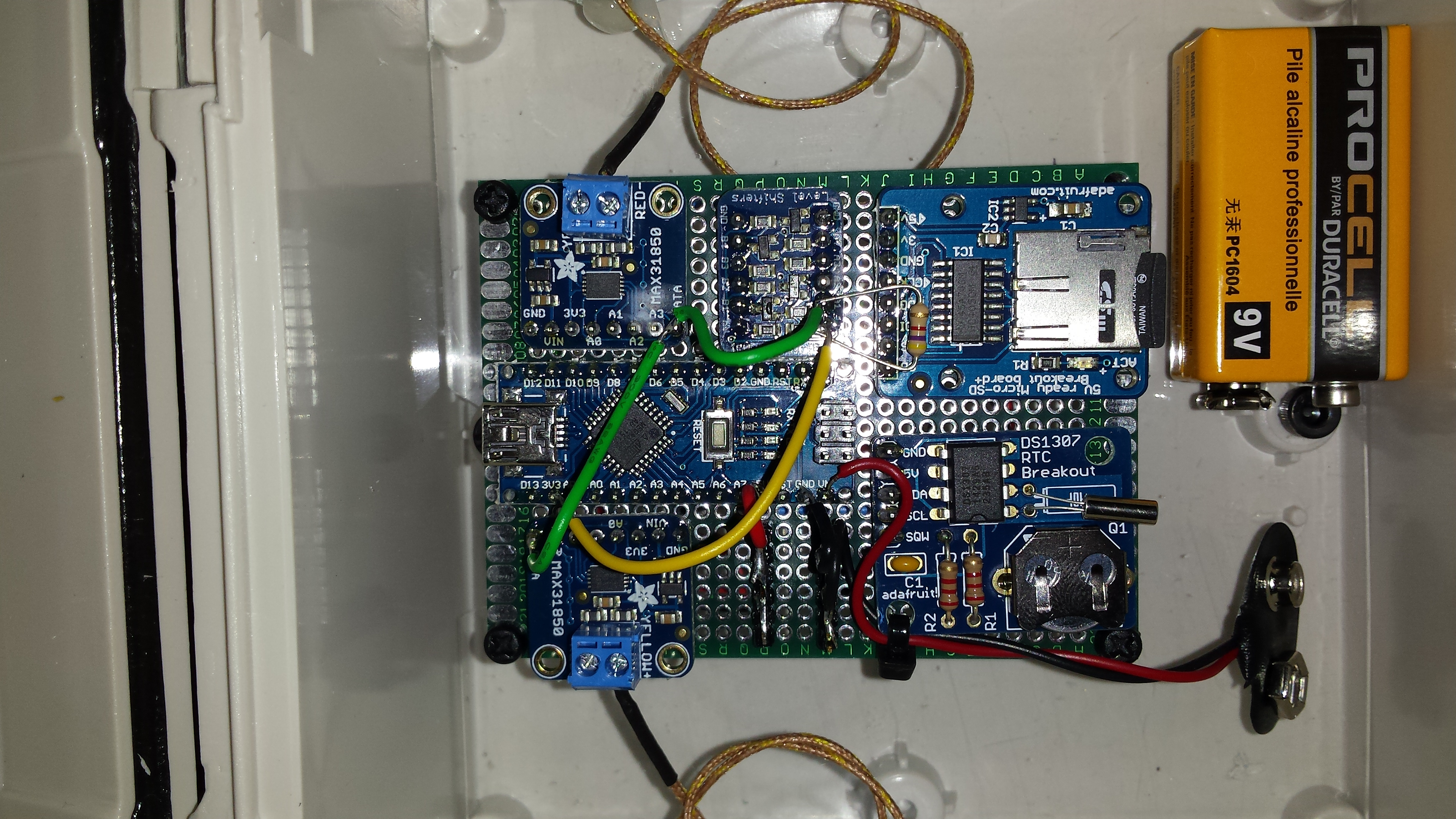 enclosure w/battery for wireless use