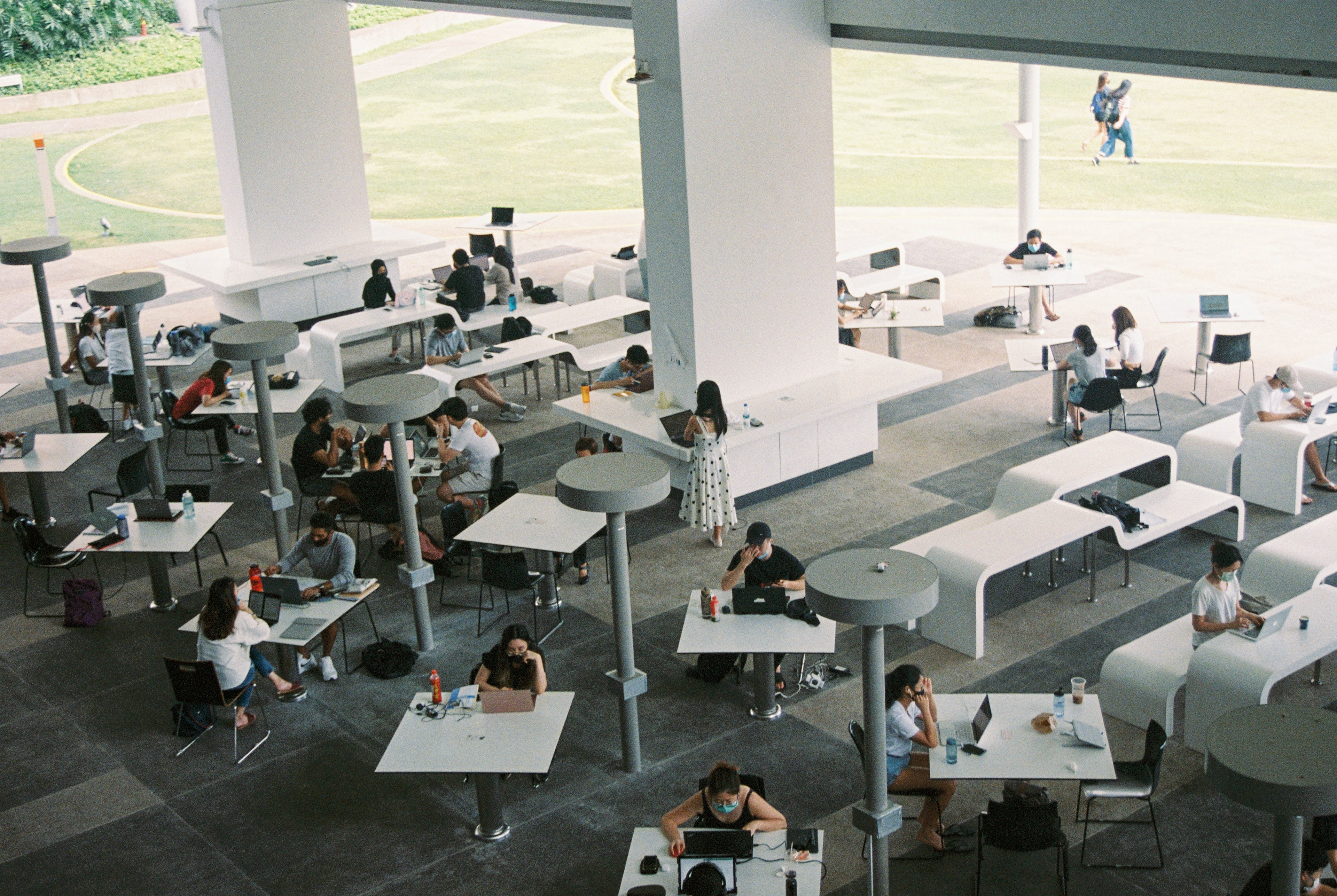 For those who did not manage to get a seat in the air-conditioned Starbucks area