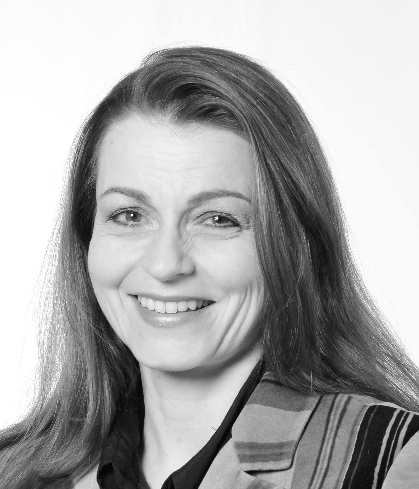 Ursula Stöckli, Geschäftsleiterin und Inhaberin: Ursula Stöckli dipl. Elektroingenieurin FH, Betriebswirtschaftsing. HTL/NDS Spricht und versteht deutsch, italienisch, englisch, französisch.