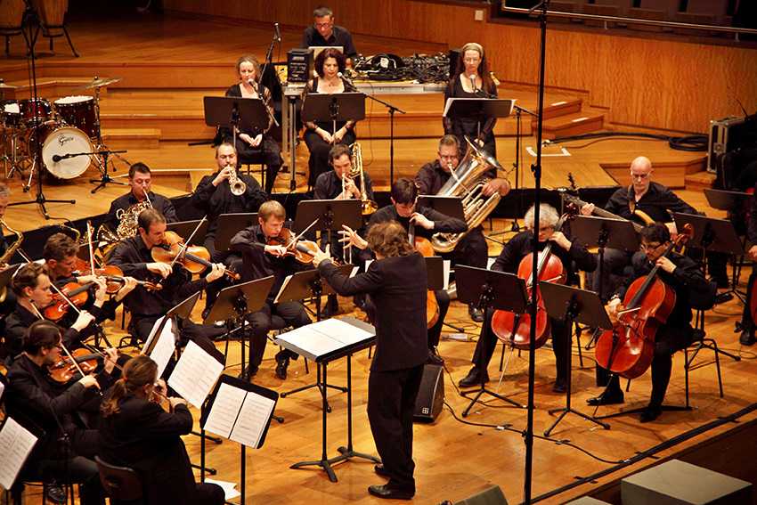 Concert de Orchestral Manoeuvre in the Sound