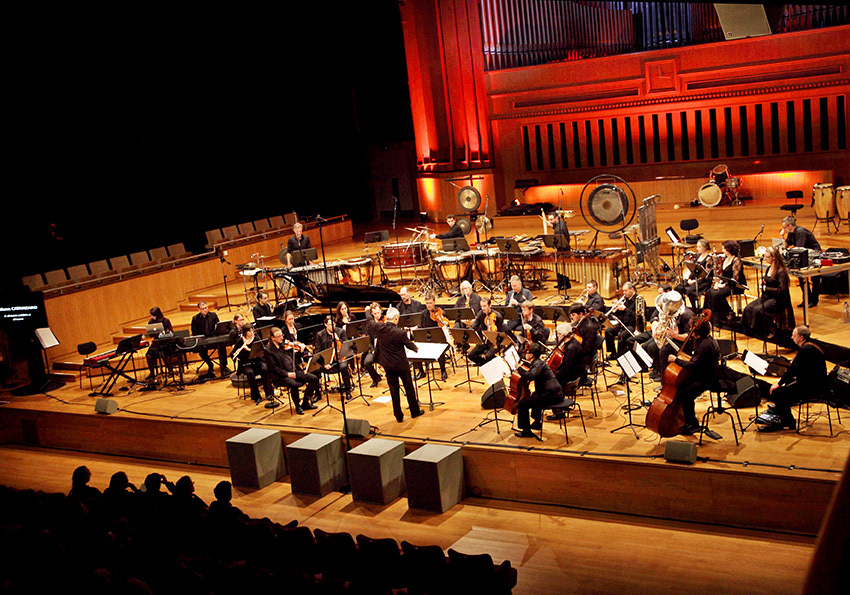 Concert de Orchestral Manoeuvre in the Sound