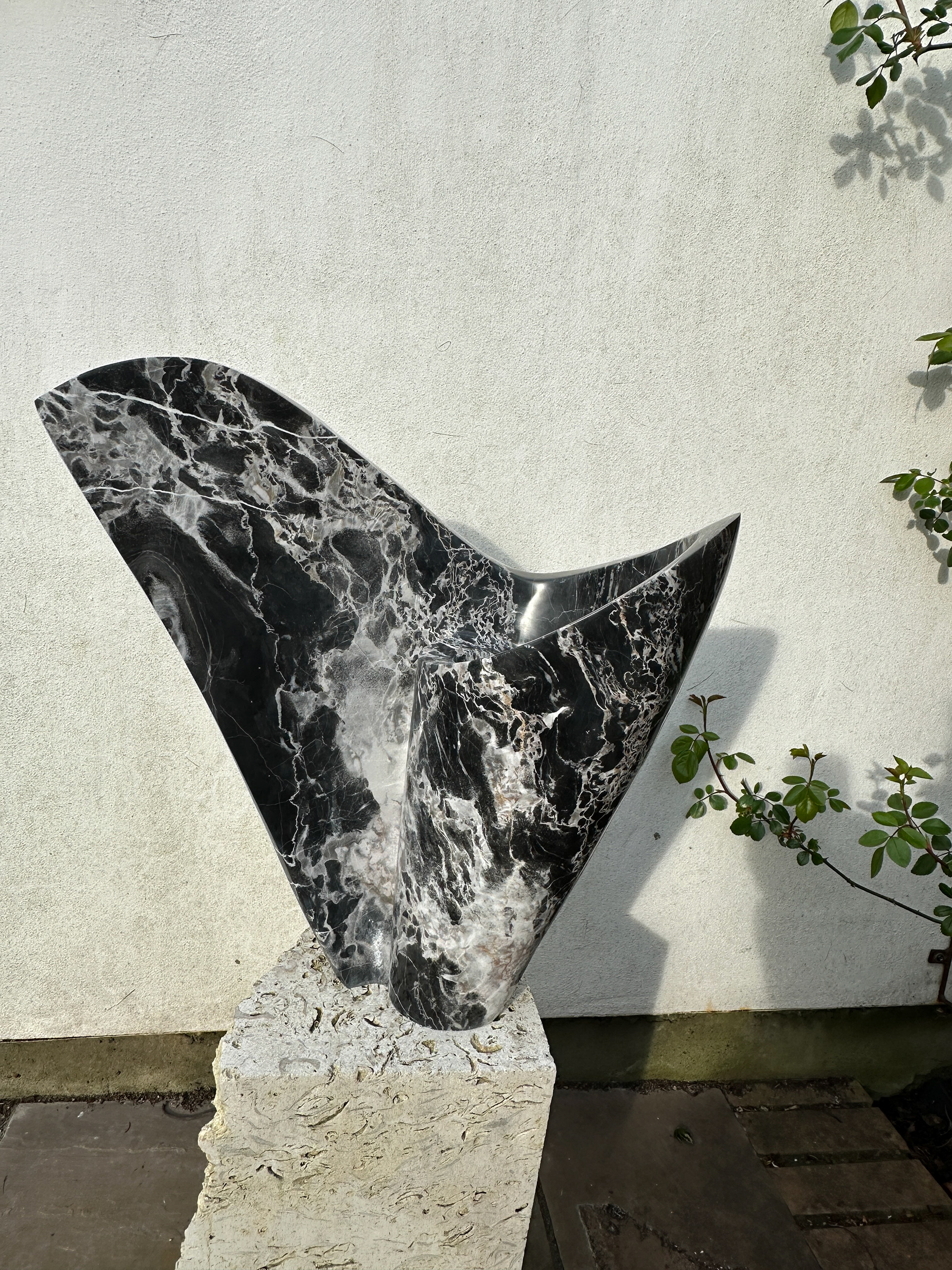 “The Unfurling Wing” David Ranby, sculpture, 2026 “The Unfurling Wing describes how the Nero Portoro marble wing is gradually opening. The aim was to give a sense of movement in the stone, with few flat surfaces. The hard edges of the outside of the wing aim to contrast with the curve of the main "body". Carved in 2026, in Pietrasanta, the marble is one of the rarest from the Carrara area. The 25kg carving was carefully pulled home in a suitcase by train, from Italy to Yorkshire.” @ranbydavid 