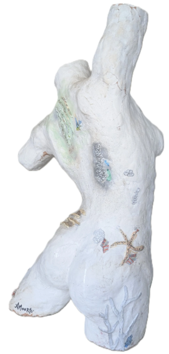 “Rebirth – Sculpture” Alexis Moore, Upcycled underwear mannequin. Paper Mache, clay & paint, 2023 “I am particularly drawn to the idea that the sea reclaims what we leave behind— a concept that feels haunting, beautiful, and deeply symbolic. This theme offers a vast range of interpretations, from mystery and decay to fantasy and rebirth.” https://revampartstudio.com/ 