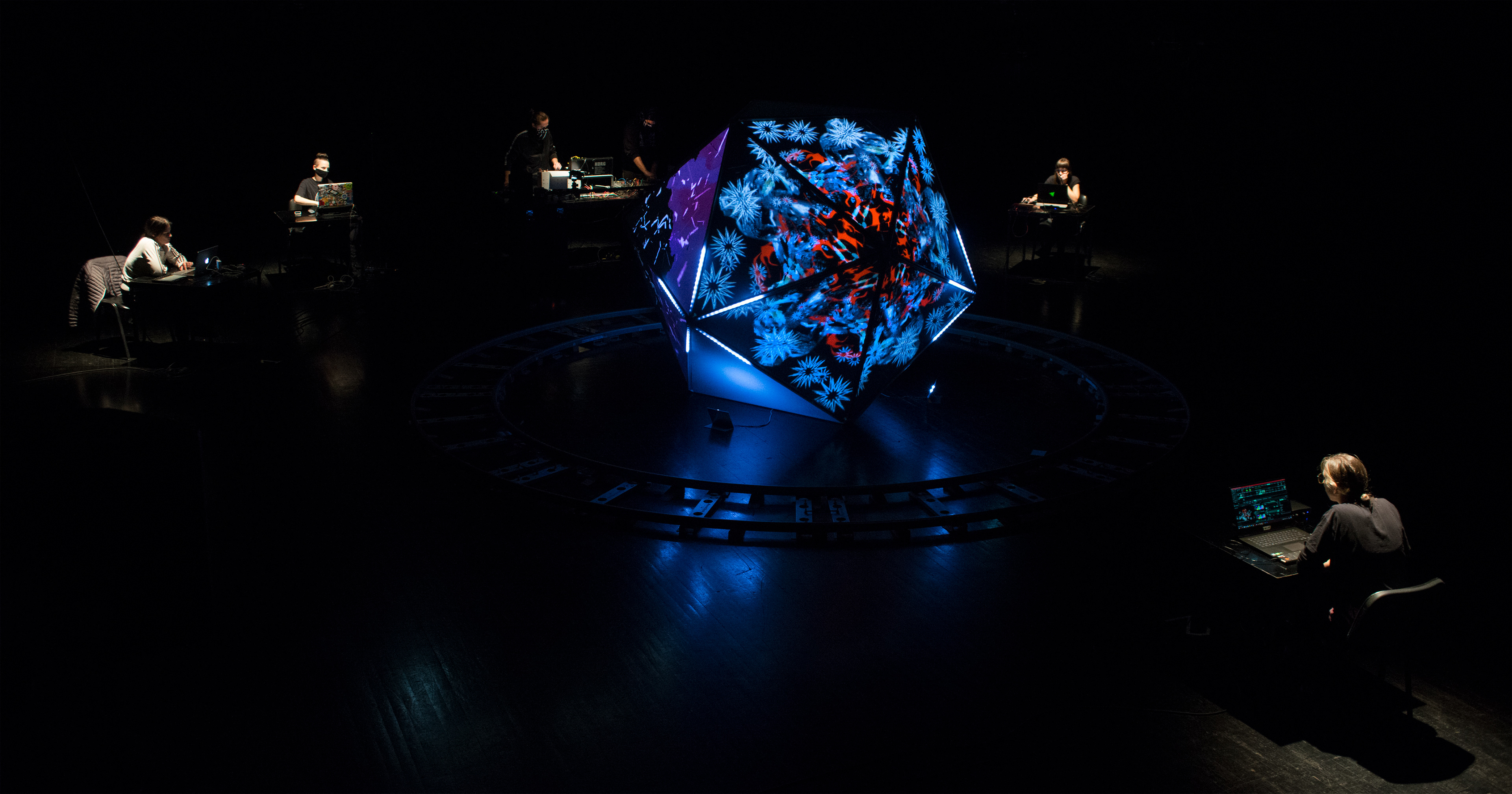 V2V - Plato's Bodies Live (Lightning Guerrilla & Ljudmila Art and Science Laboratory 2020)