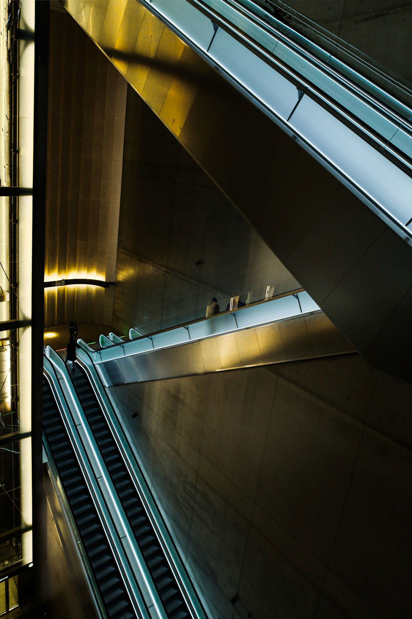 Haukeland bybanestopp/Haukeland Light Train Station