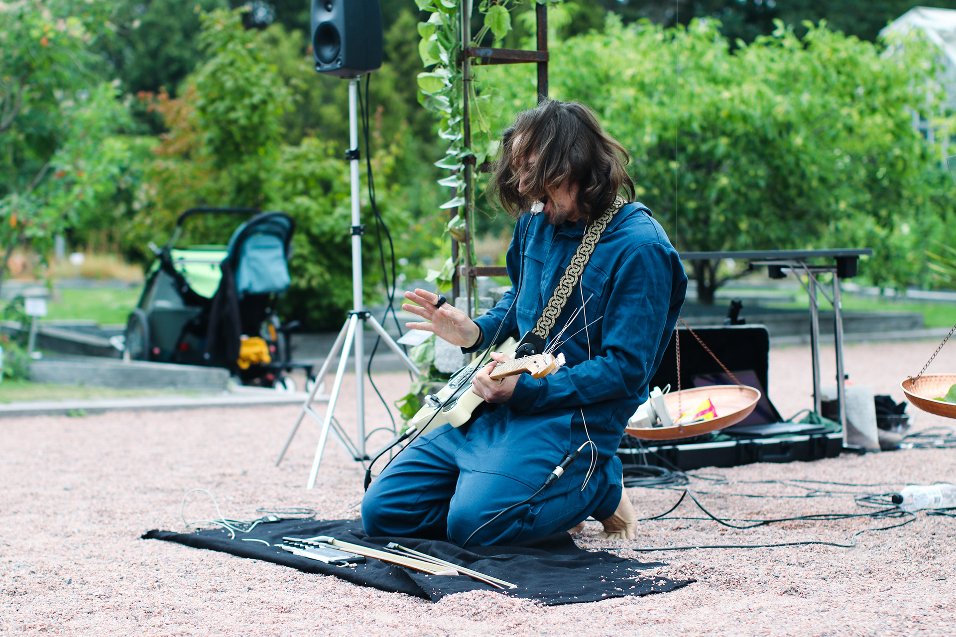Charles Quevillon's performance. Photo: Lú Chen