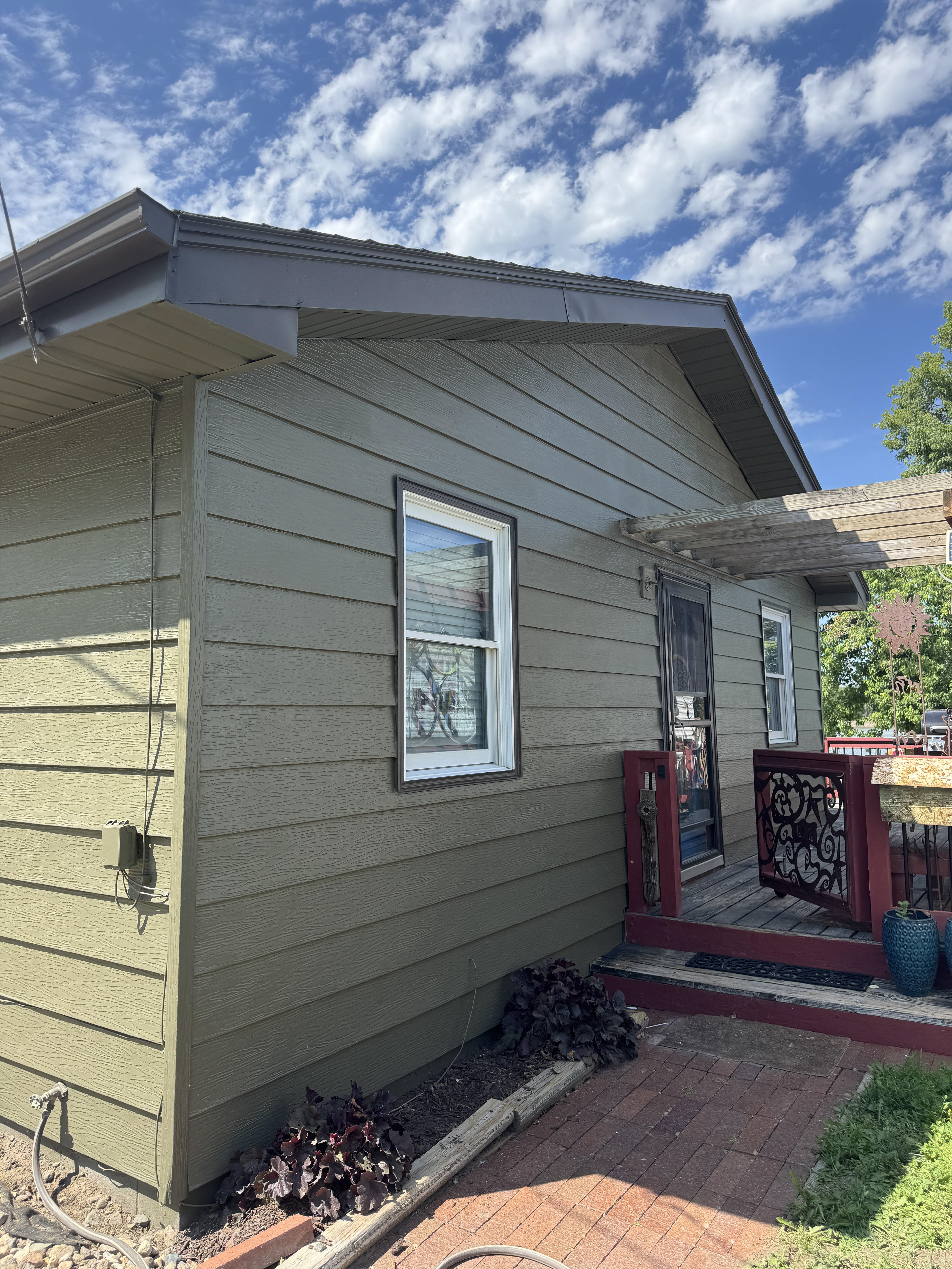 Exterior House +Trim & Gutters