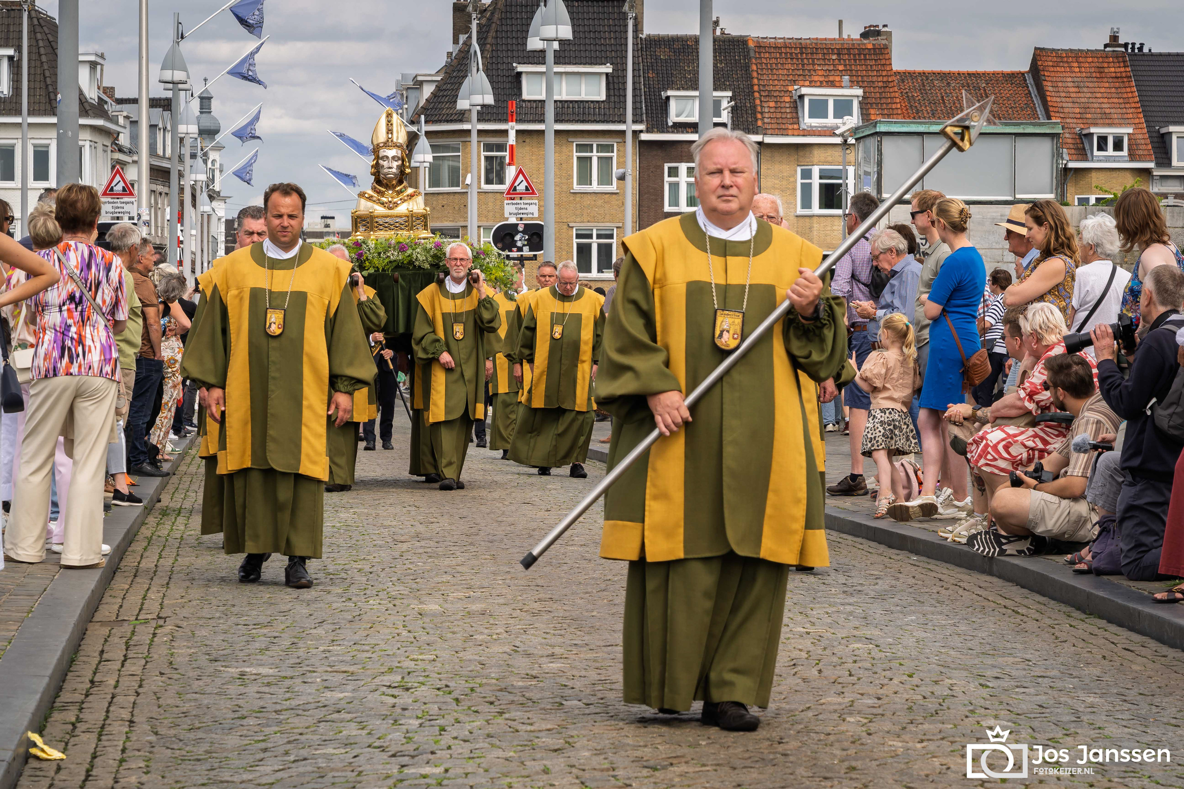 De heilige Lambertus tijdens Hemelvaartsgang Maastricht (Sony A7 III)