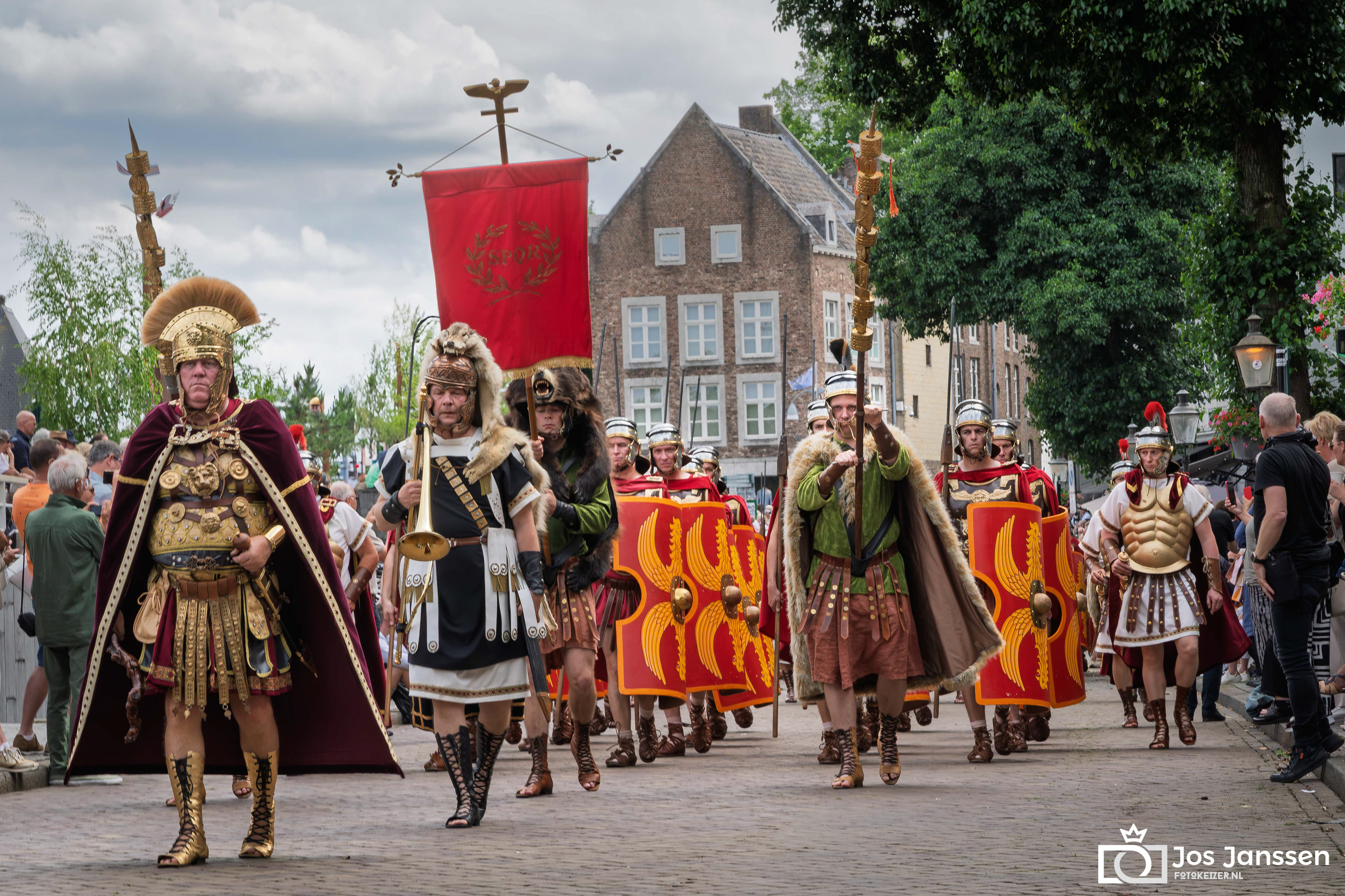 Romeinen in Maastricht tijdens heiligdomsvaart (Sony A7 III)