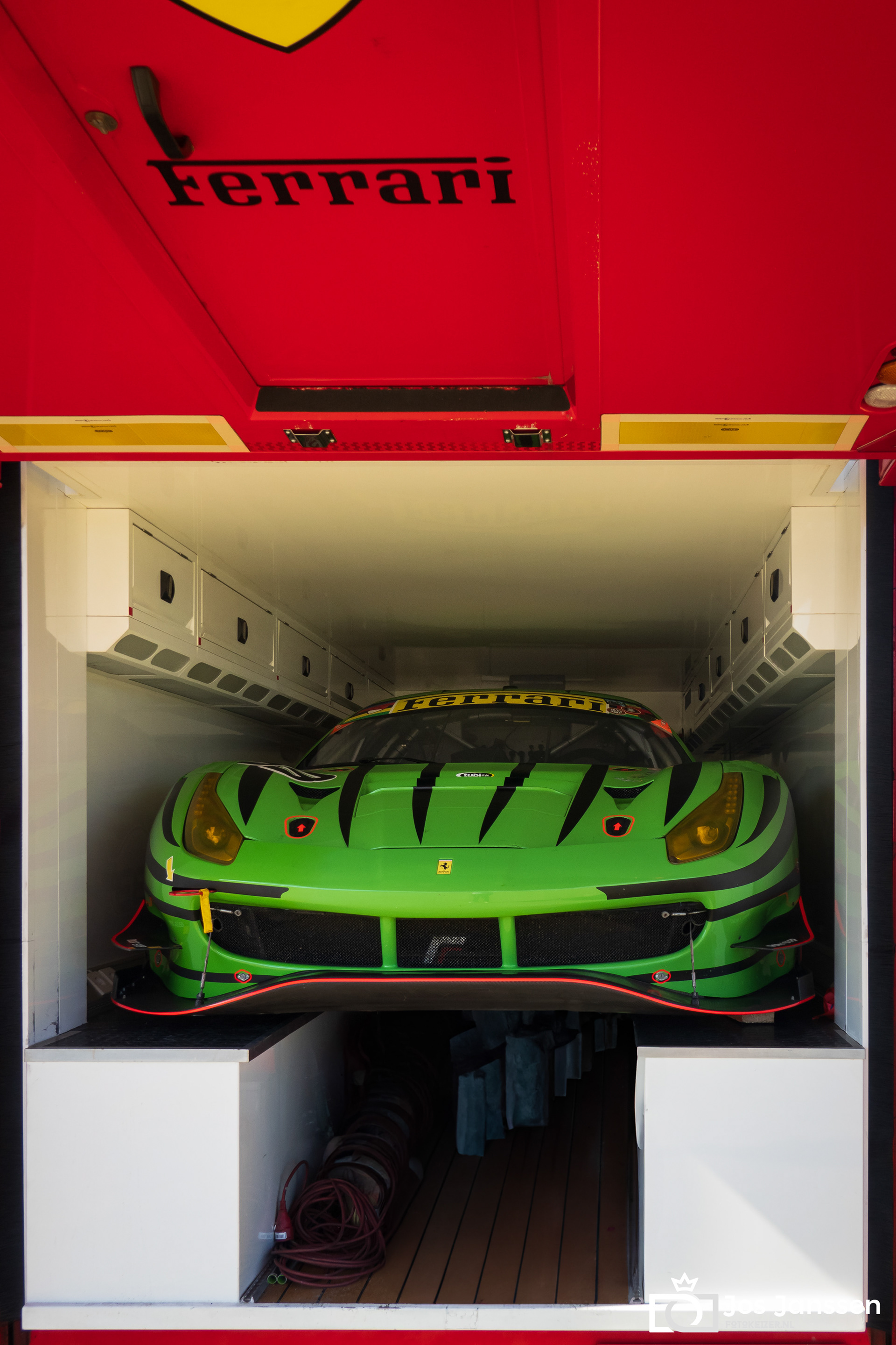 Ferrari in trailer (RX100 VII)
