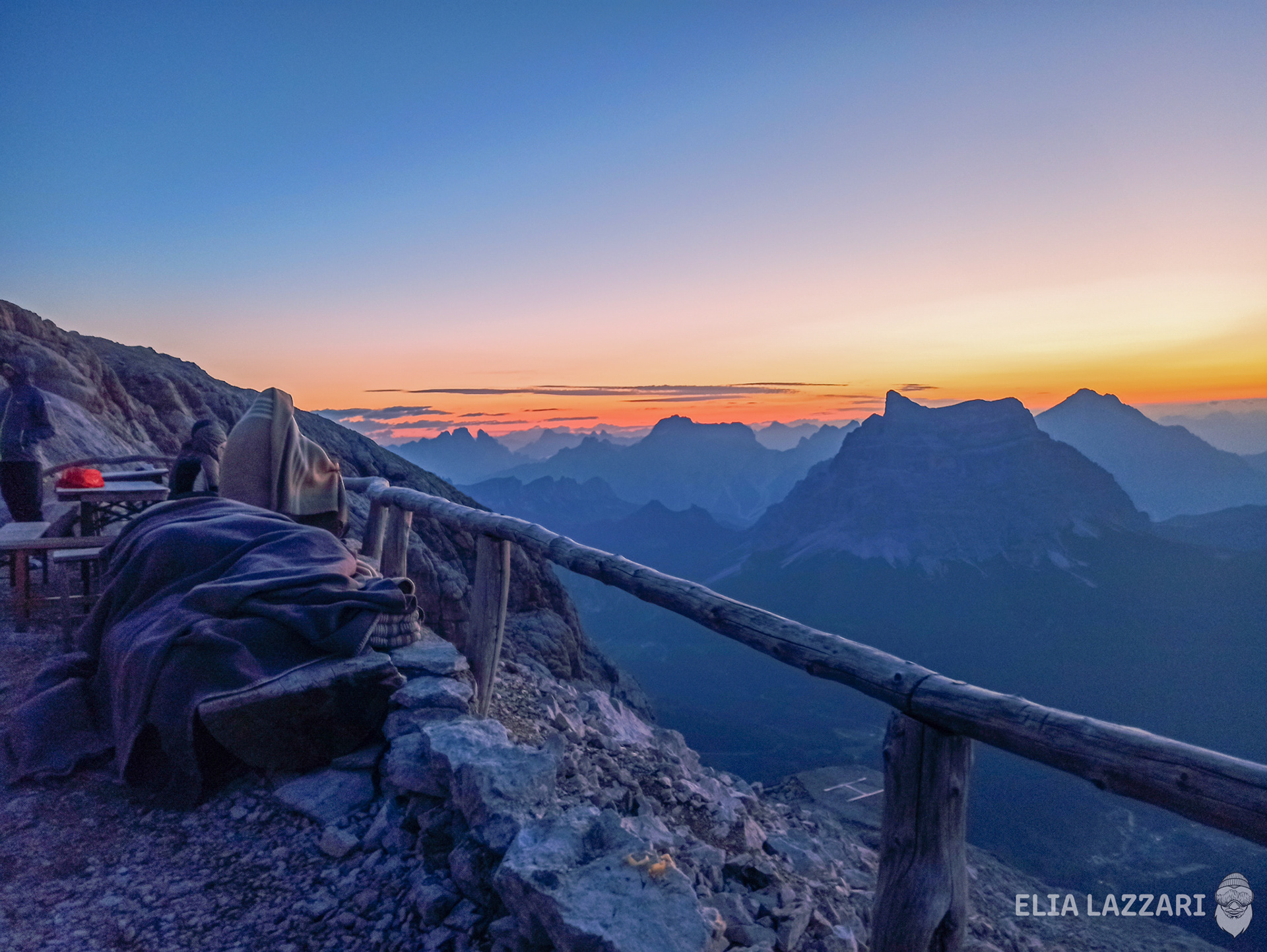 Ammirando l'alba dal Torrani