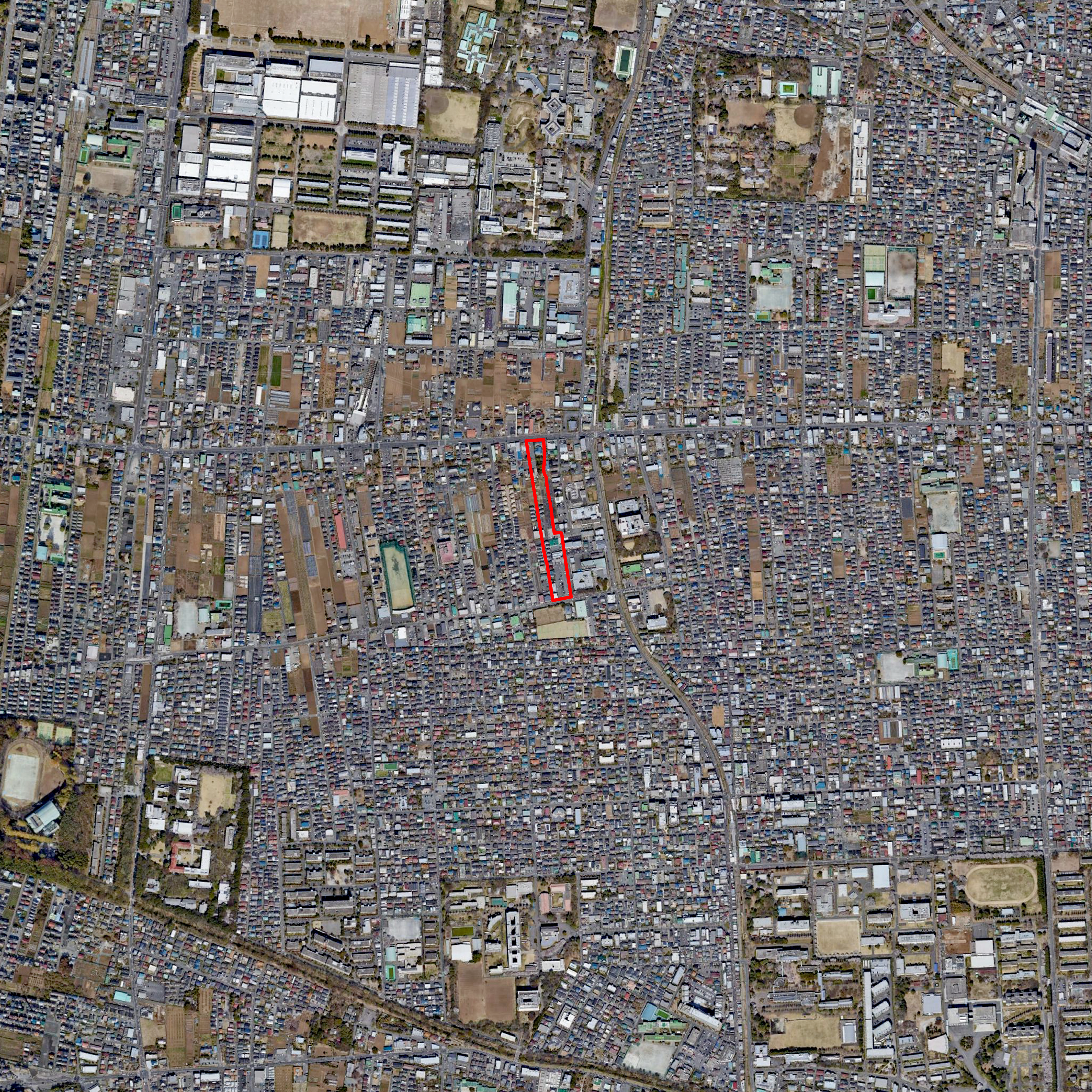 The site faces Ome Highway and is about 30 meters in size from east to west and about 380 meters from north to south.