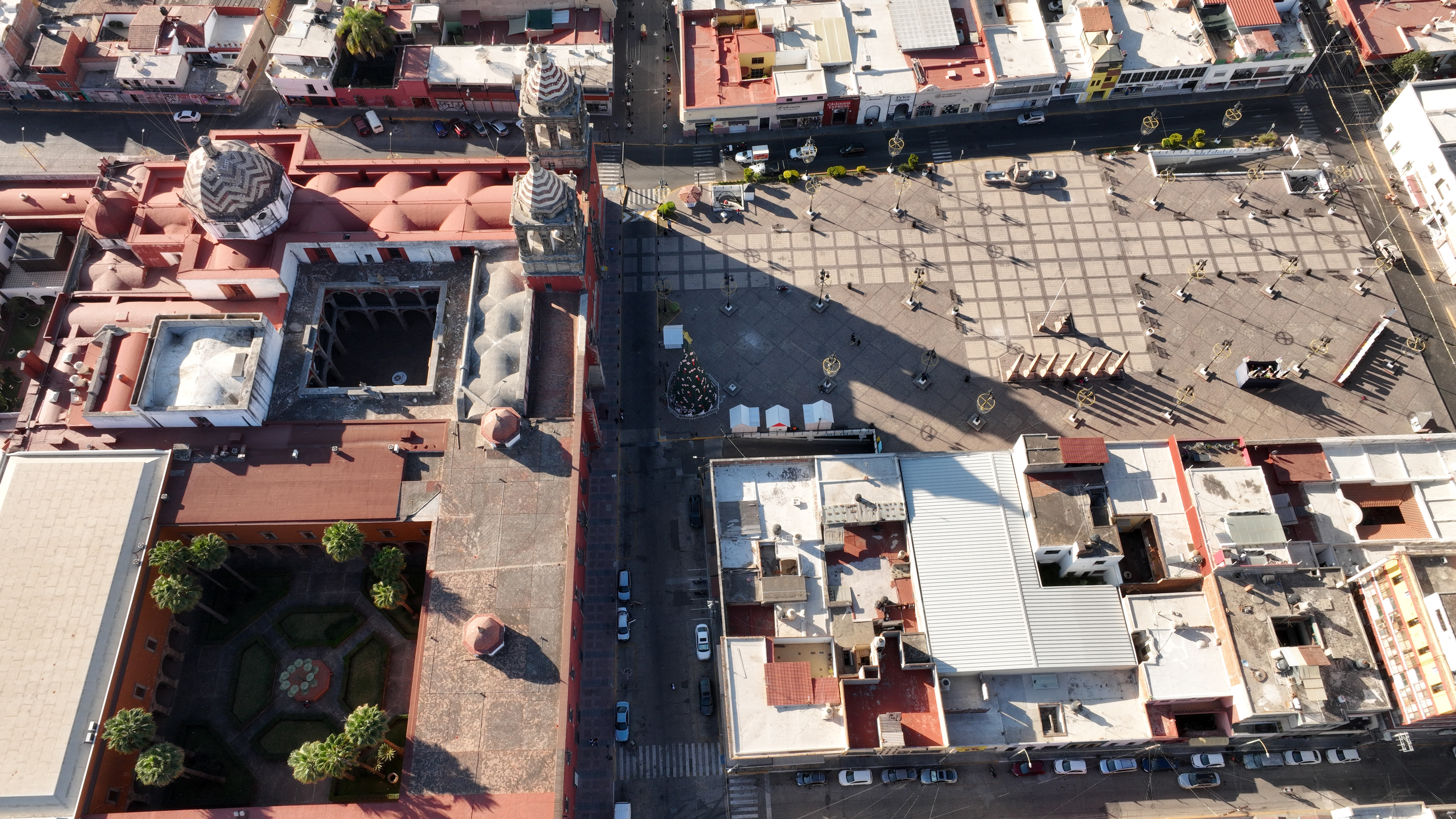 Plazoleta y Templo de San Agustín, Salamanca, Guanajuato