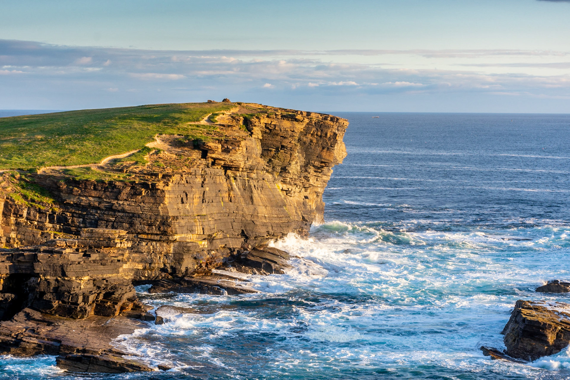 Yesnaby Cliffs