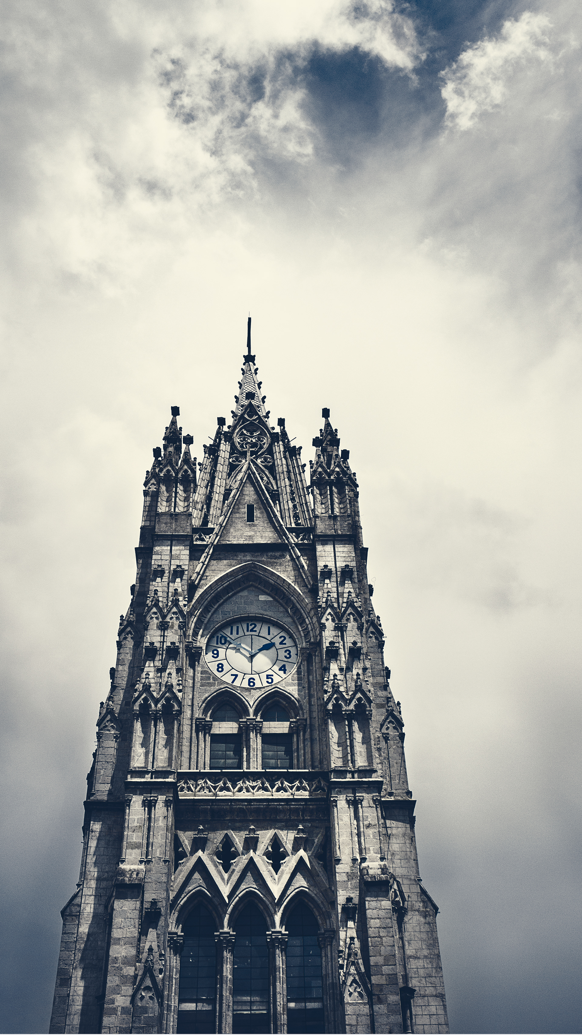 Basílica del Voto Nacional, Quito