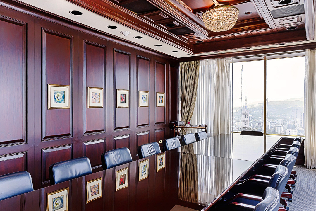 BANKERS CLUB