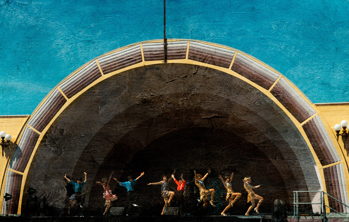 Art Deco Dancing at the Napier Soundshell #2