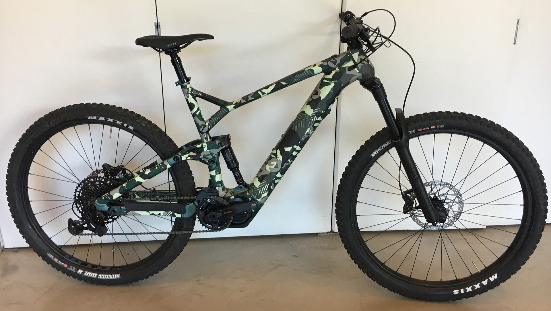 eForce Camo decal wrap to cover an unreleased product for the 1st World Cup eMTN Eduro race.