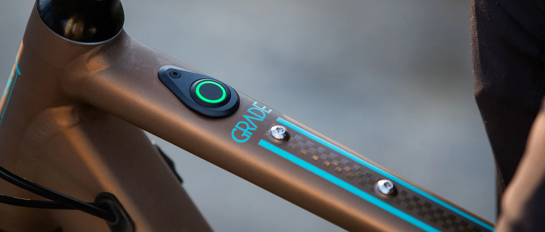 GT eGrade - Color & Graphic - Gloss 3D checker pattern