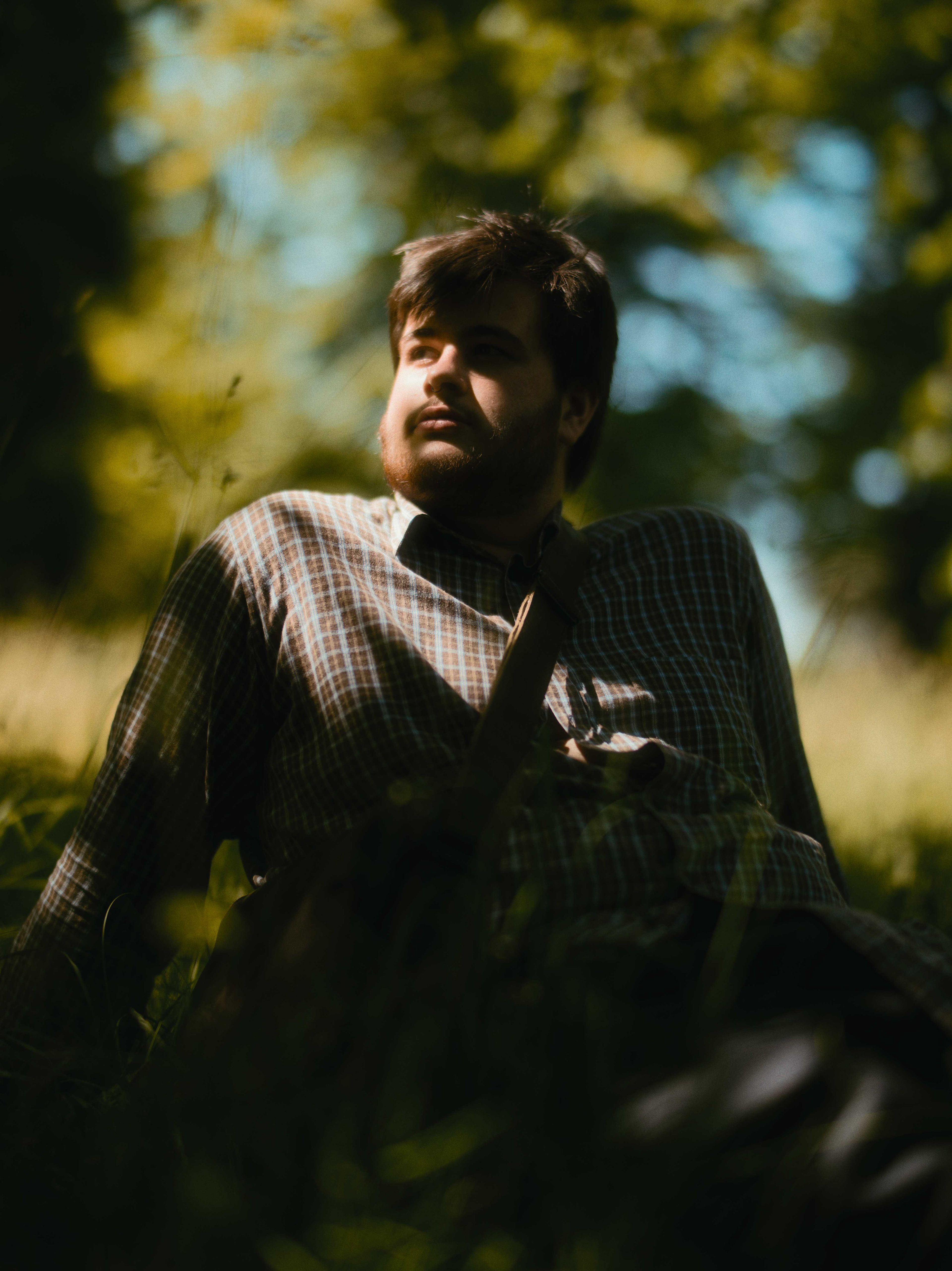 Summer Portraits - Sitting Close Up