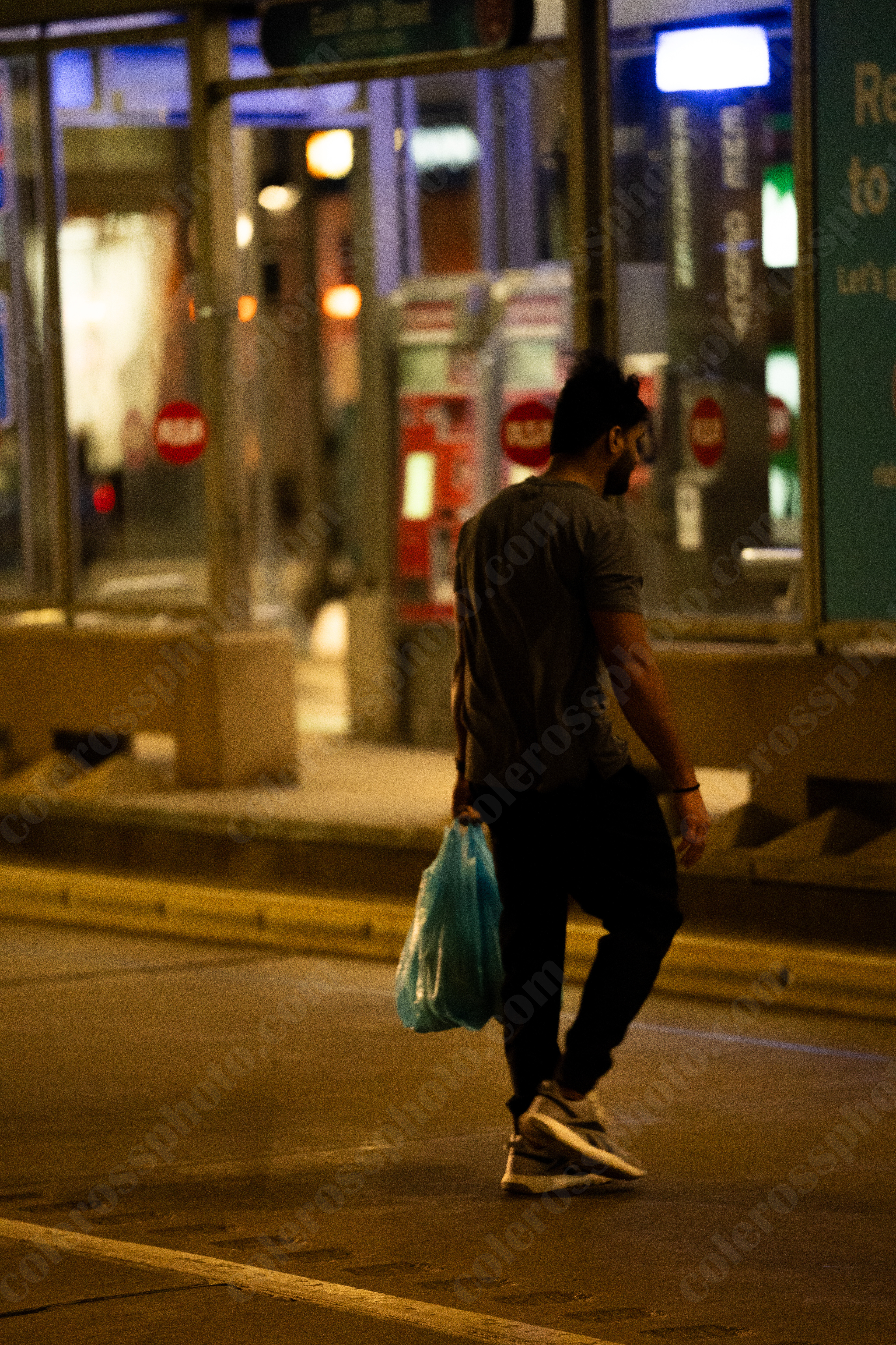 200mm, f/2.8, 1/250, ISO6400