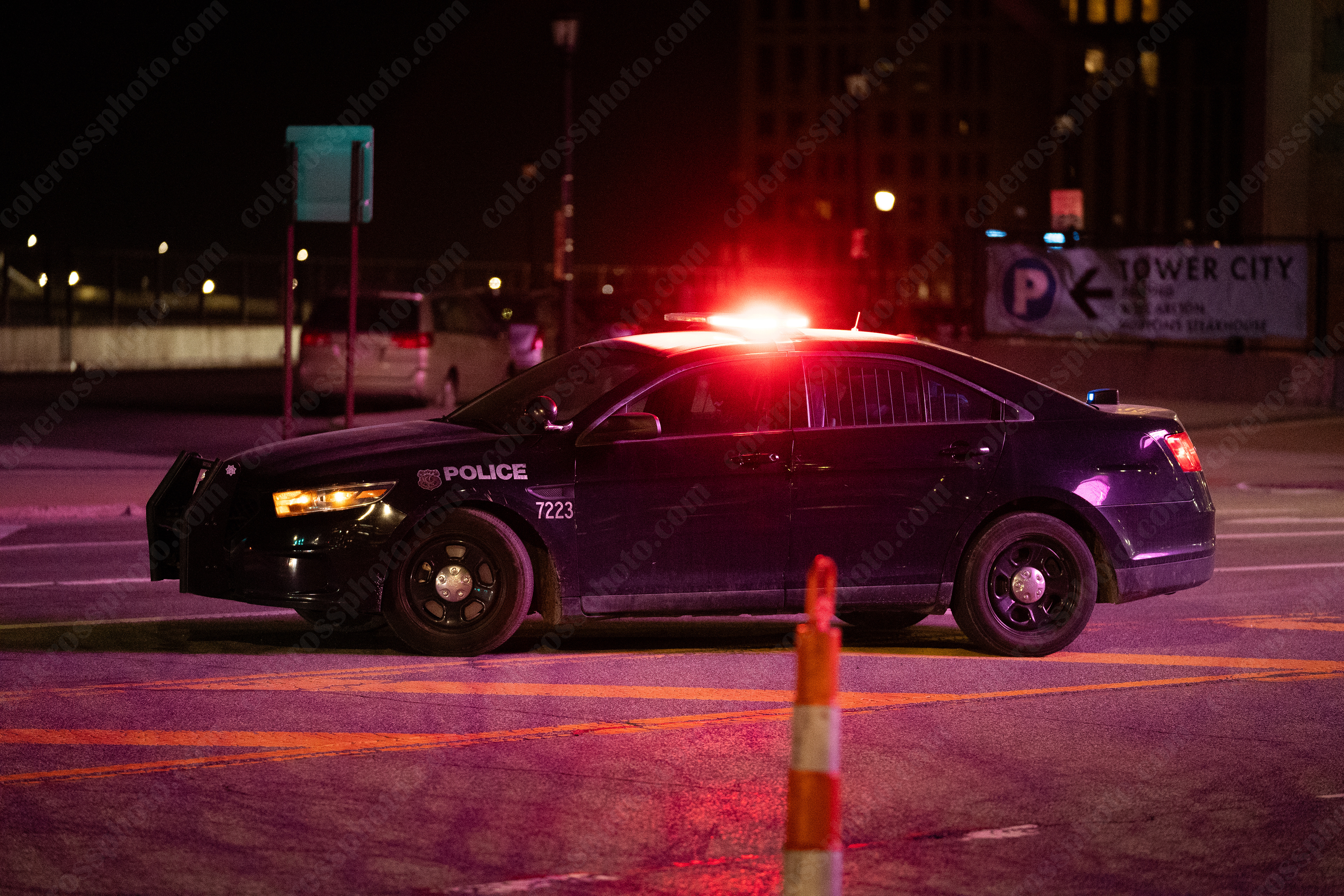 156mm, f/2.8, 1/250, ISO12800