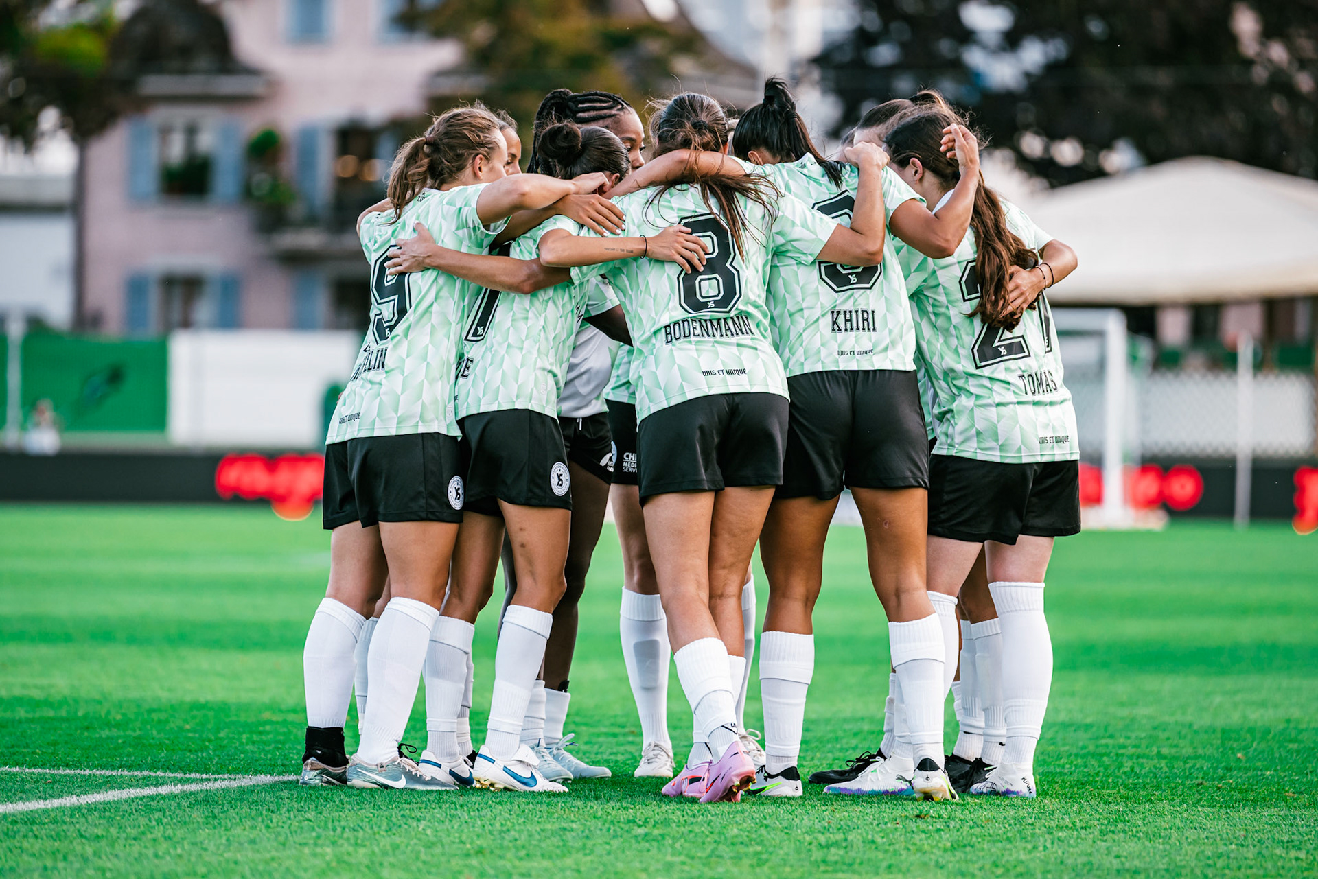 Match championnat LNB féminine opposant Yverdon Sport FC et FC Schlieren au Stade Municipal. (Christian António/LibsVisuals.com)