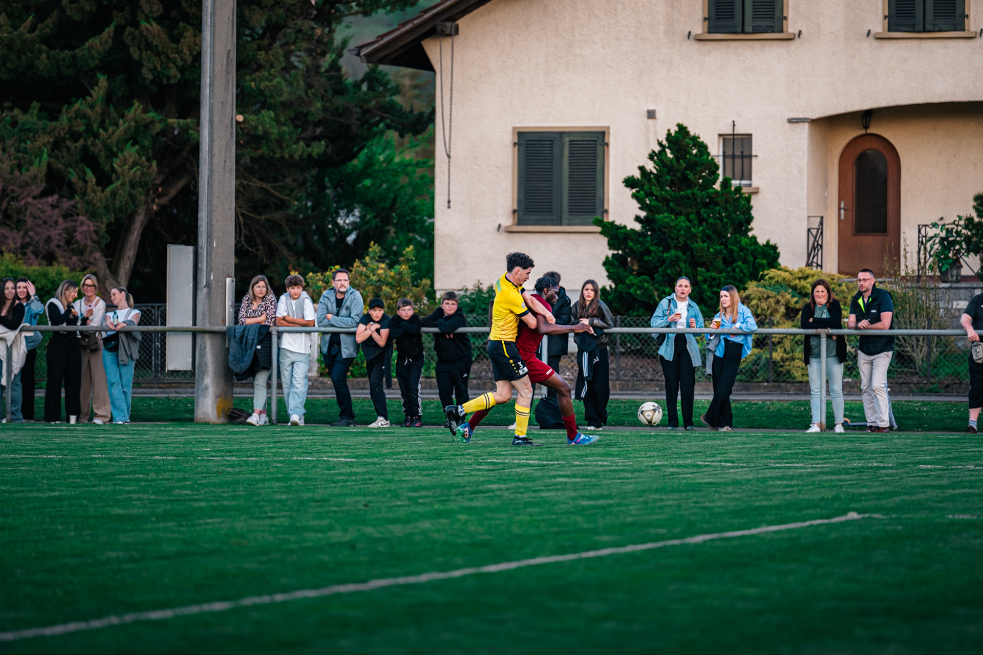 FC Domdidier et FC Cugy-Montet-Aumont-Murist I au Stade du Pâquier. (Christian António/LibsVisuals.com)