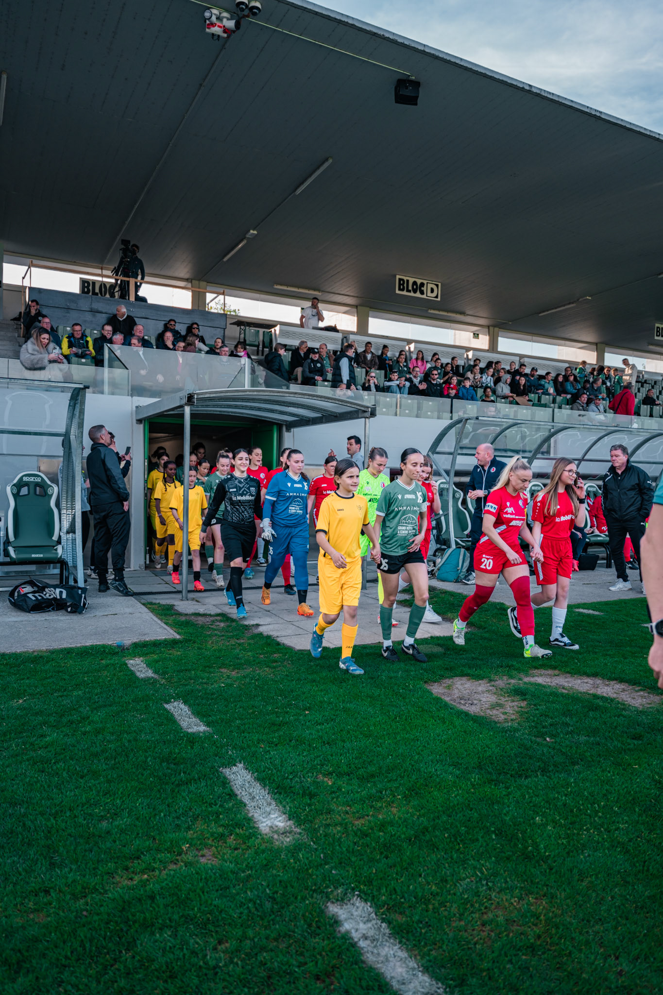 Yverdon Sport FC et Frauenteam Thun Berner-Oberland au Stade Municipal. (Christian António/LibsVisuals.com)
