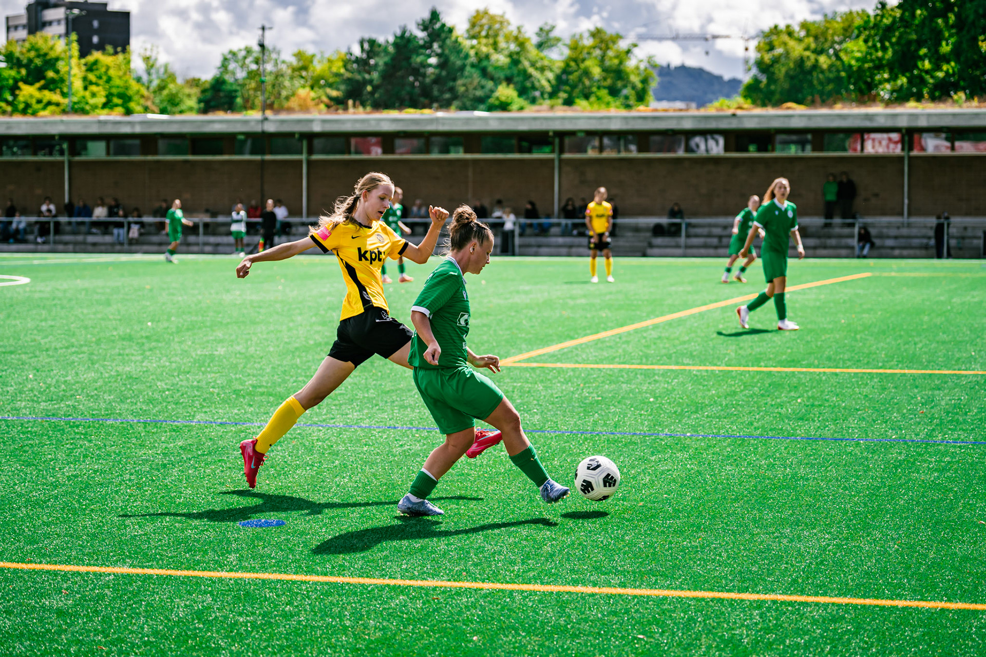 Match championnat opposant BSC YB Frauen U-20 - Yverdon Sport U-20 au Sportplatz Wyler. (Christian António/LibsVisuals.com)