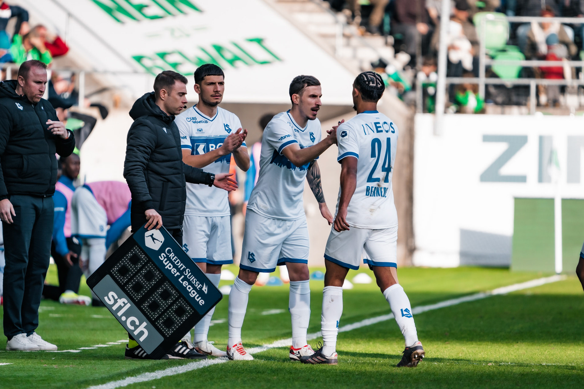 FC Saint-Gall 1879 et Lausanne-Sport FC au Kybunpark. (Christian António/LibsVisuals.com)