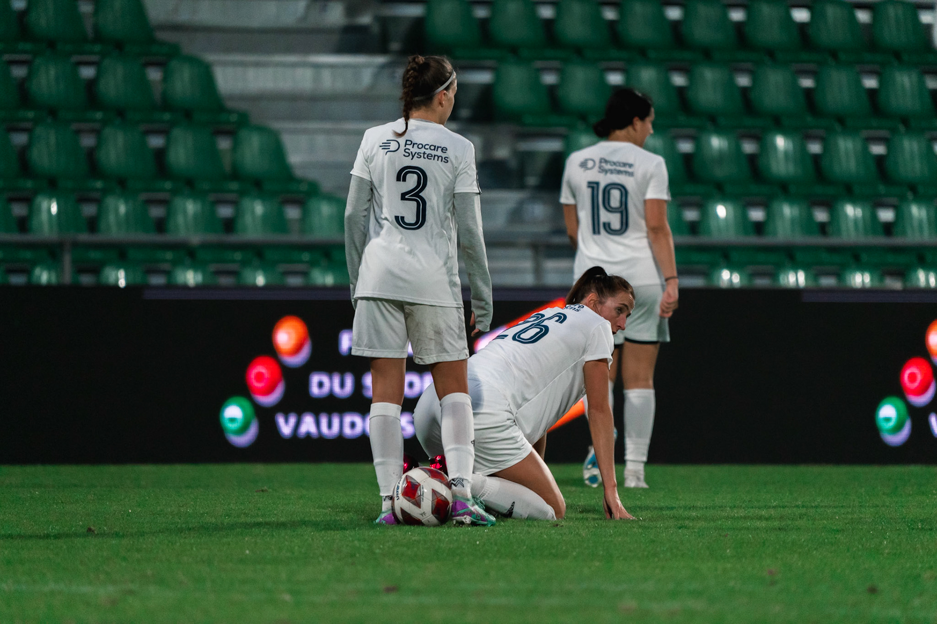 Ligue nationale B Féminine Yverdon Sport FC - Etoile Carouge FC