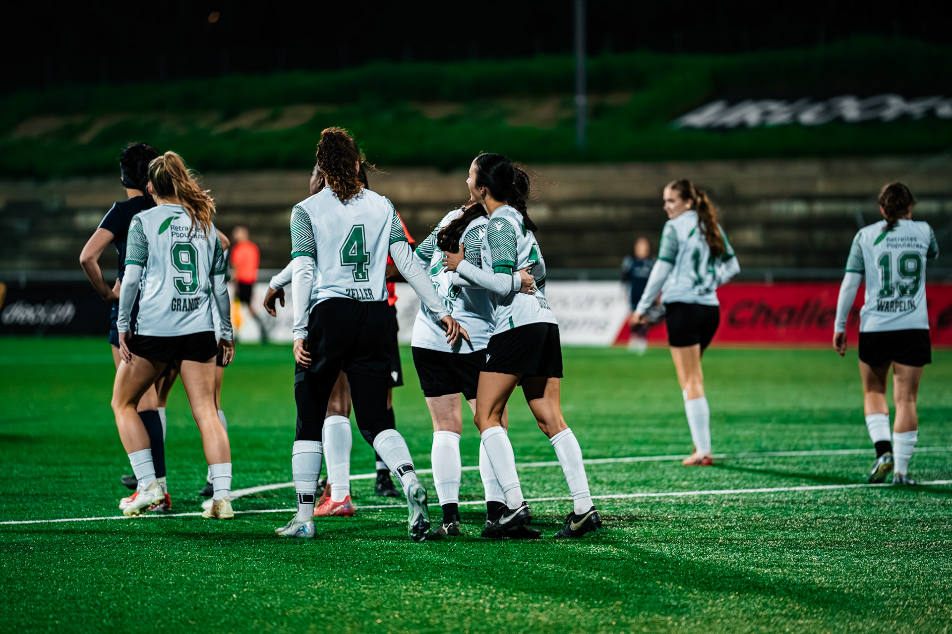 Etoile Carouge FC et Yverdon Sport FC au  Stade de la Fontenette (Christian António/LibsVisuals.com)
