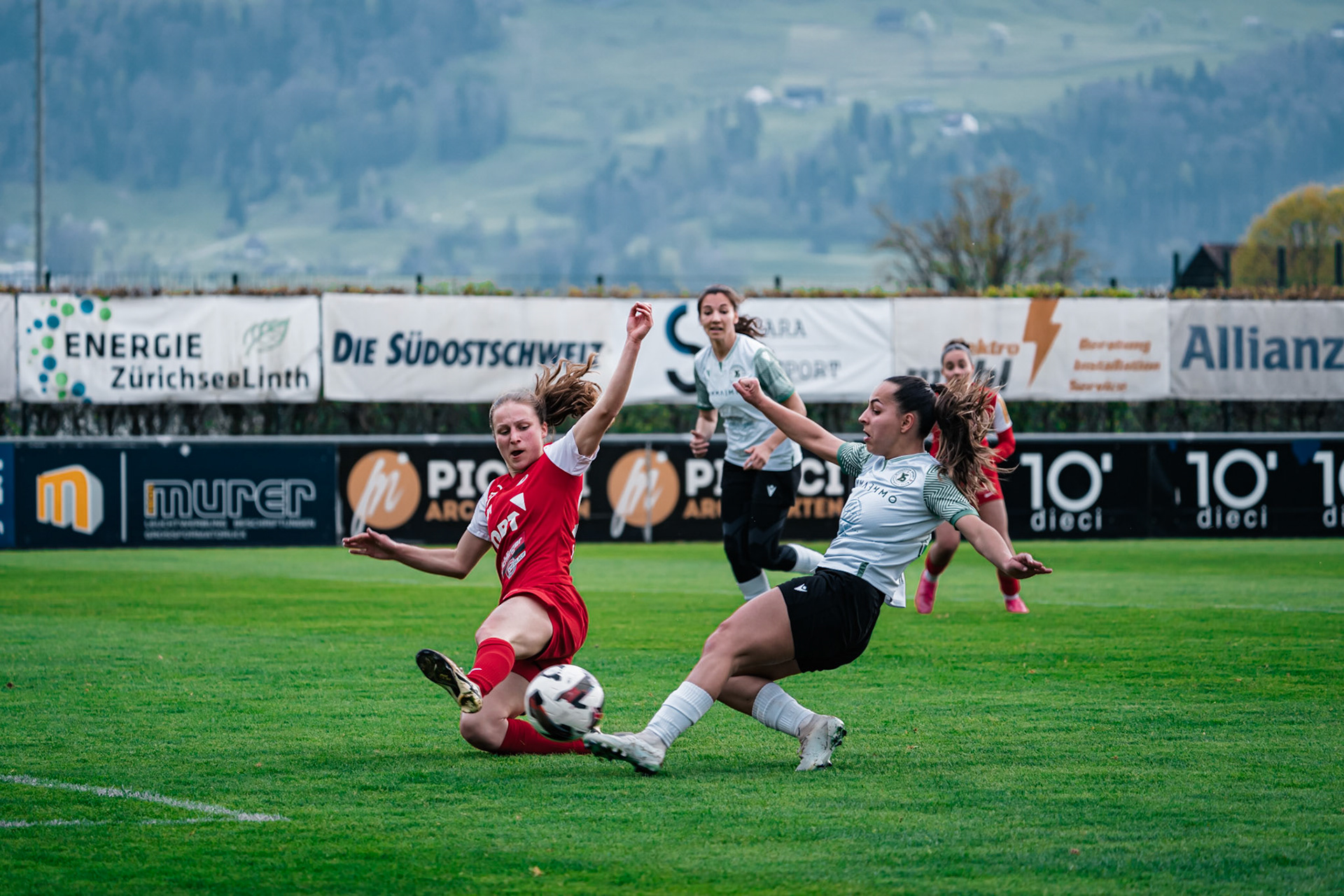 Women’s Super League / tour de promotion/relégation FC Rapperswil-Jona - Yverdon Sport FC au Grünfeld (Christian António/LibsVisuals.com)