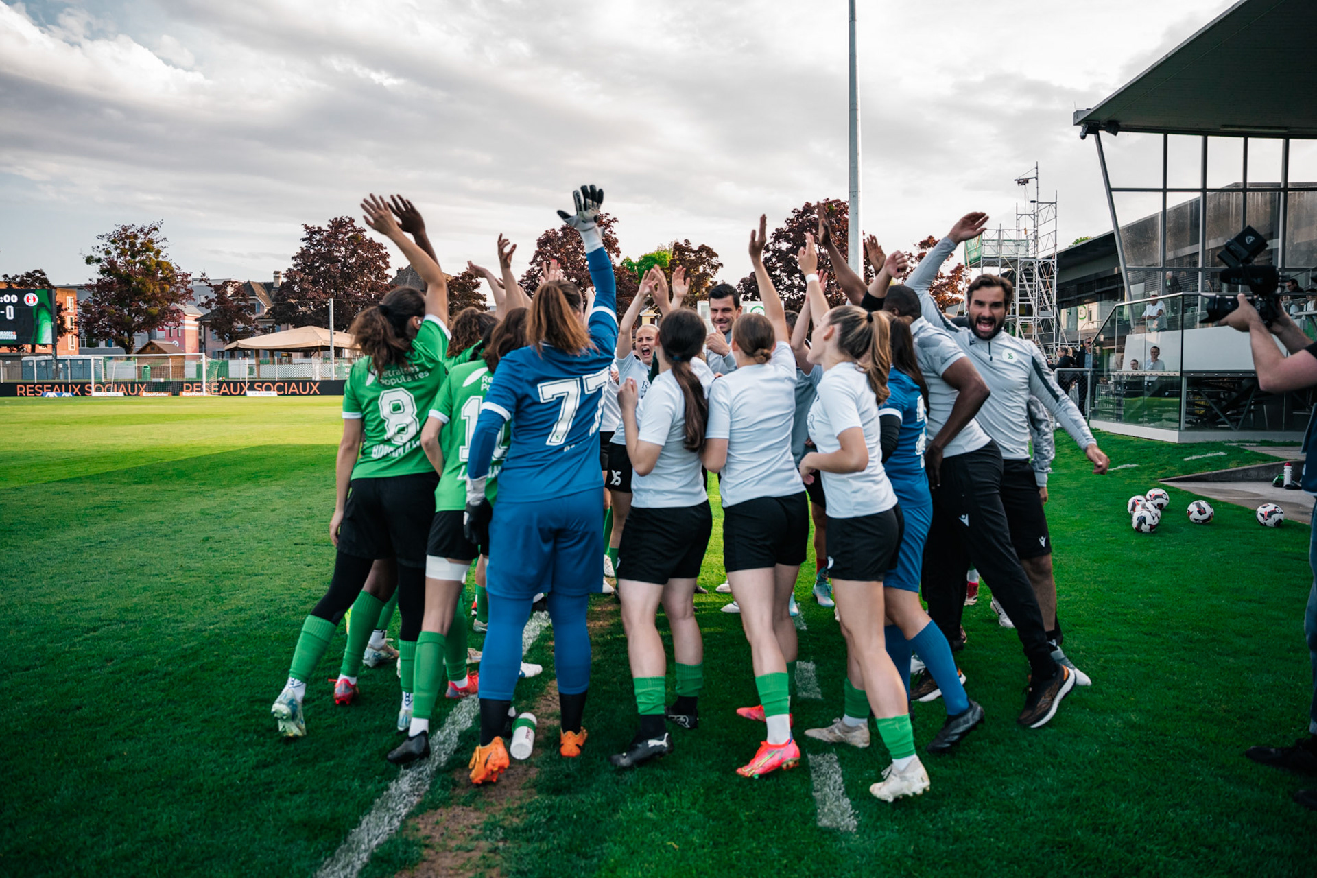 Yverdon Sport FC et FC Rapperswil-Jona au Stade Municipal. (Christian António/LibsVisuals.com)